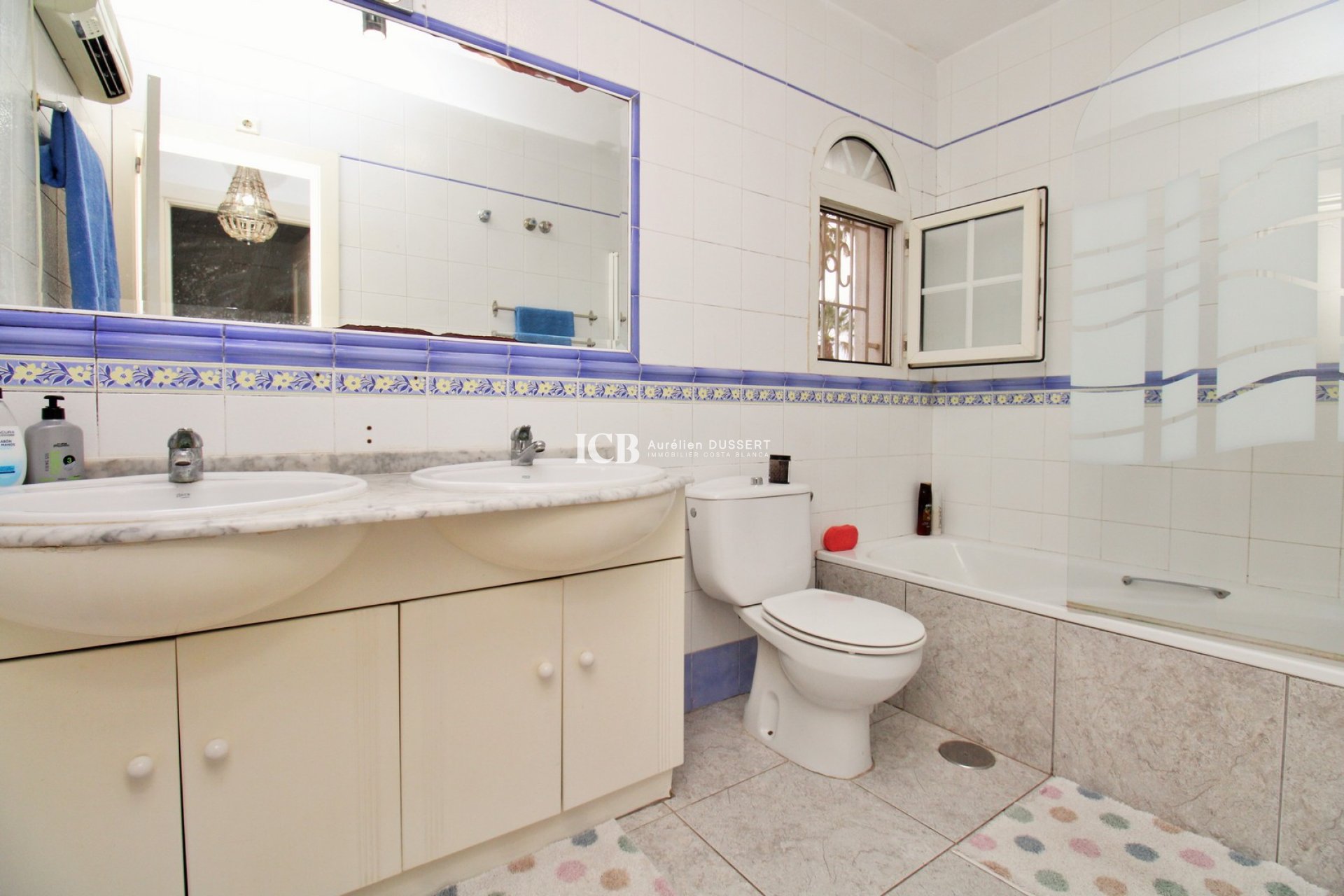 Revente - Maison mitoyenne -
Orihuela Costa - Los Dolses