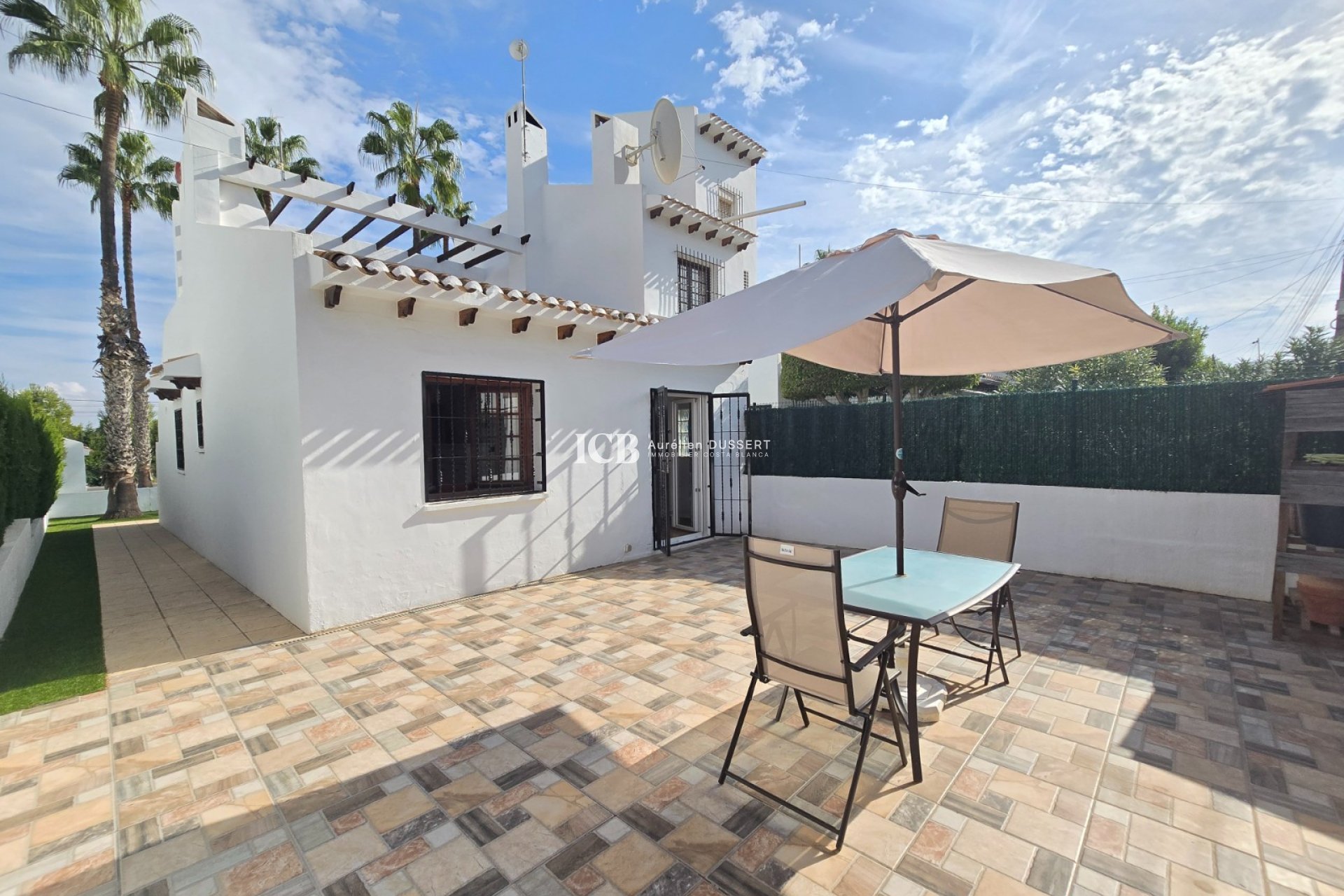 Revente - Maison mitoyenne -
Orihuela Costa - Los Dolses
