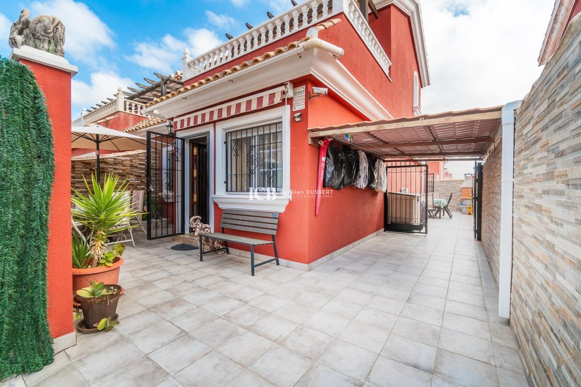 Revente - Maison mitoyenne -
Orihuela Costa - PAU 8