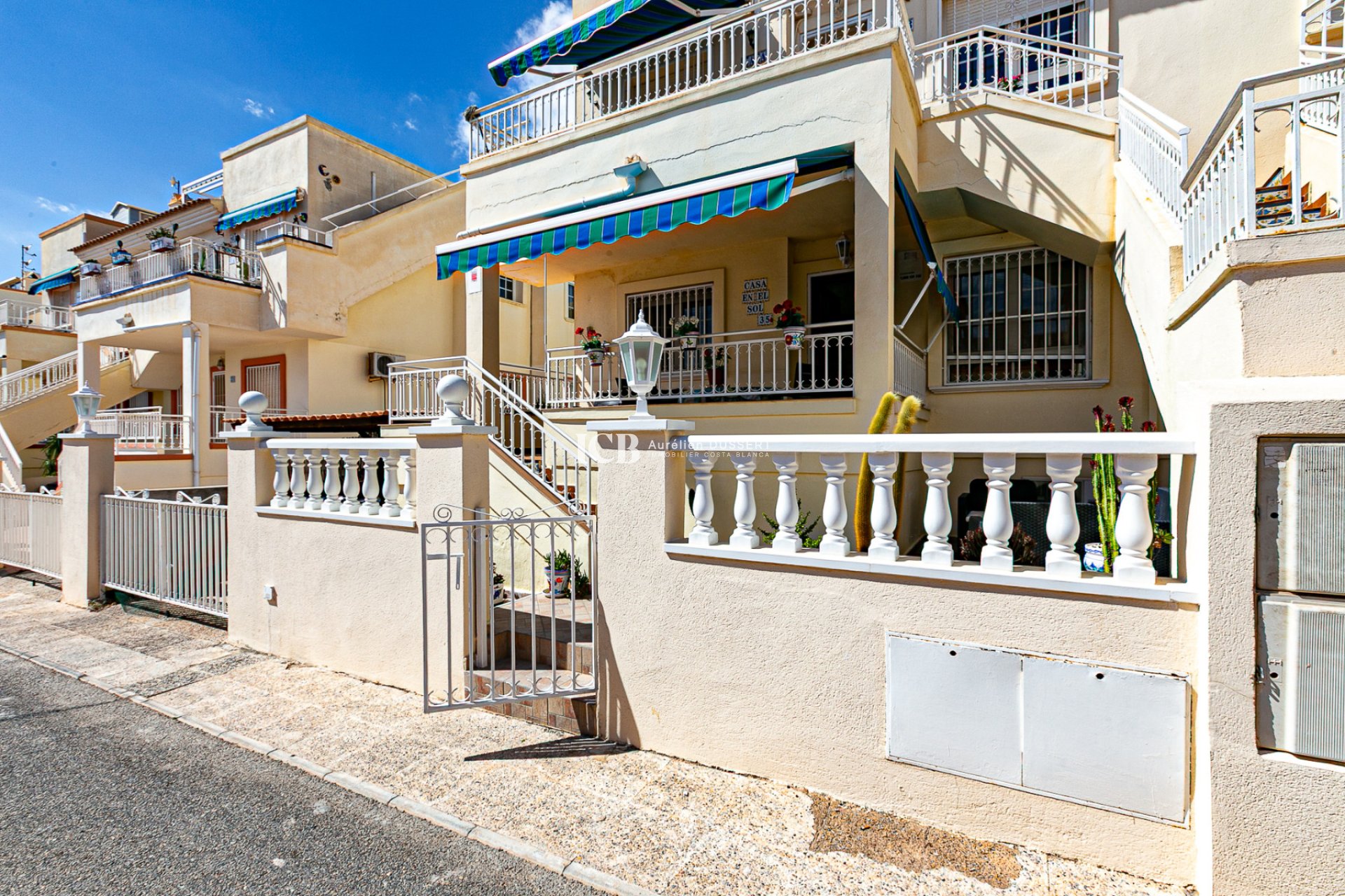 Revente - Maison mitoyenne -
Orihuela Costa - Playa Flamenca