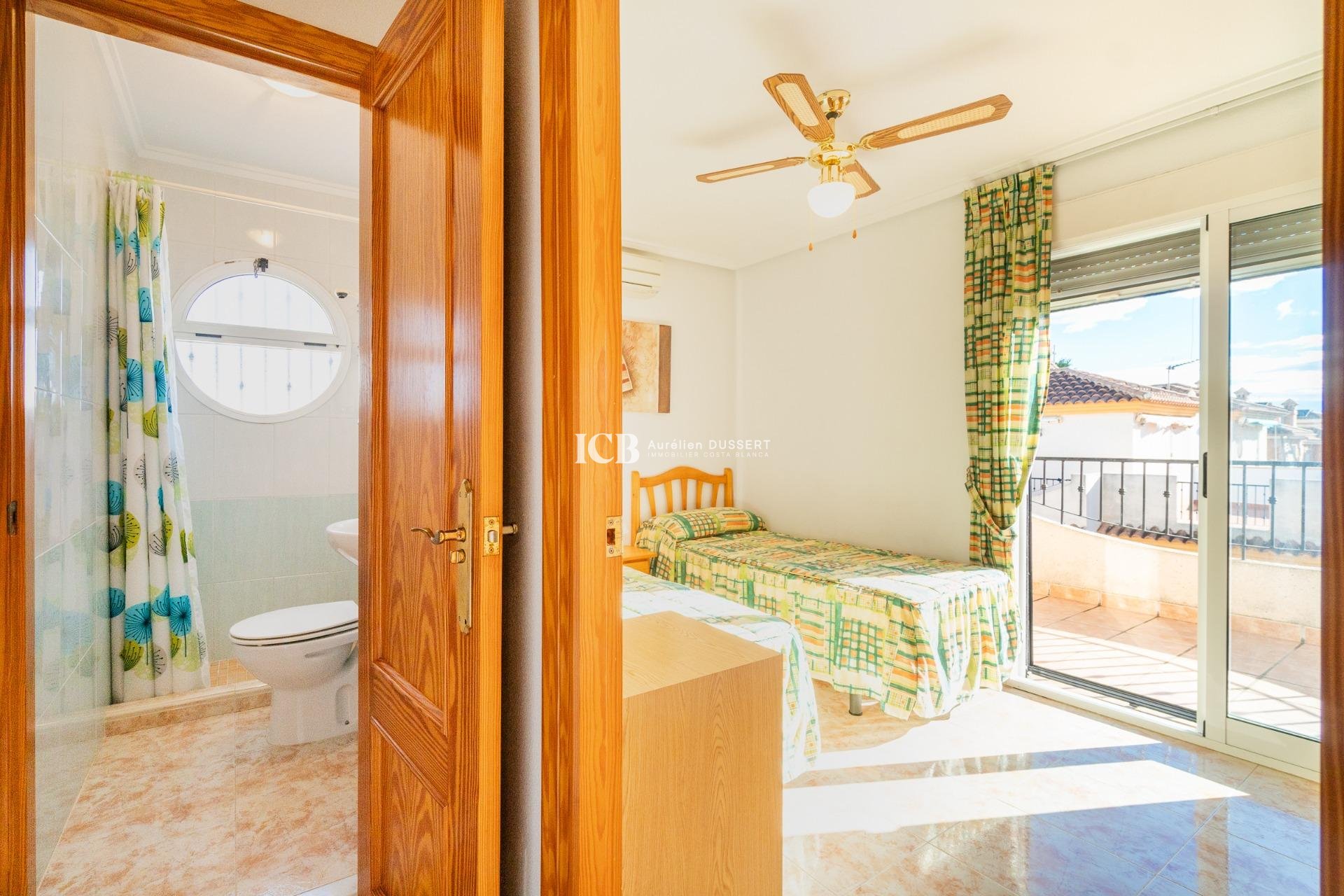 Revente - Maison mitoyenne -
Orihuela Costa - Playa Flamenca