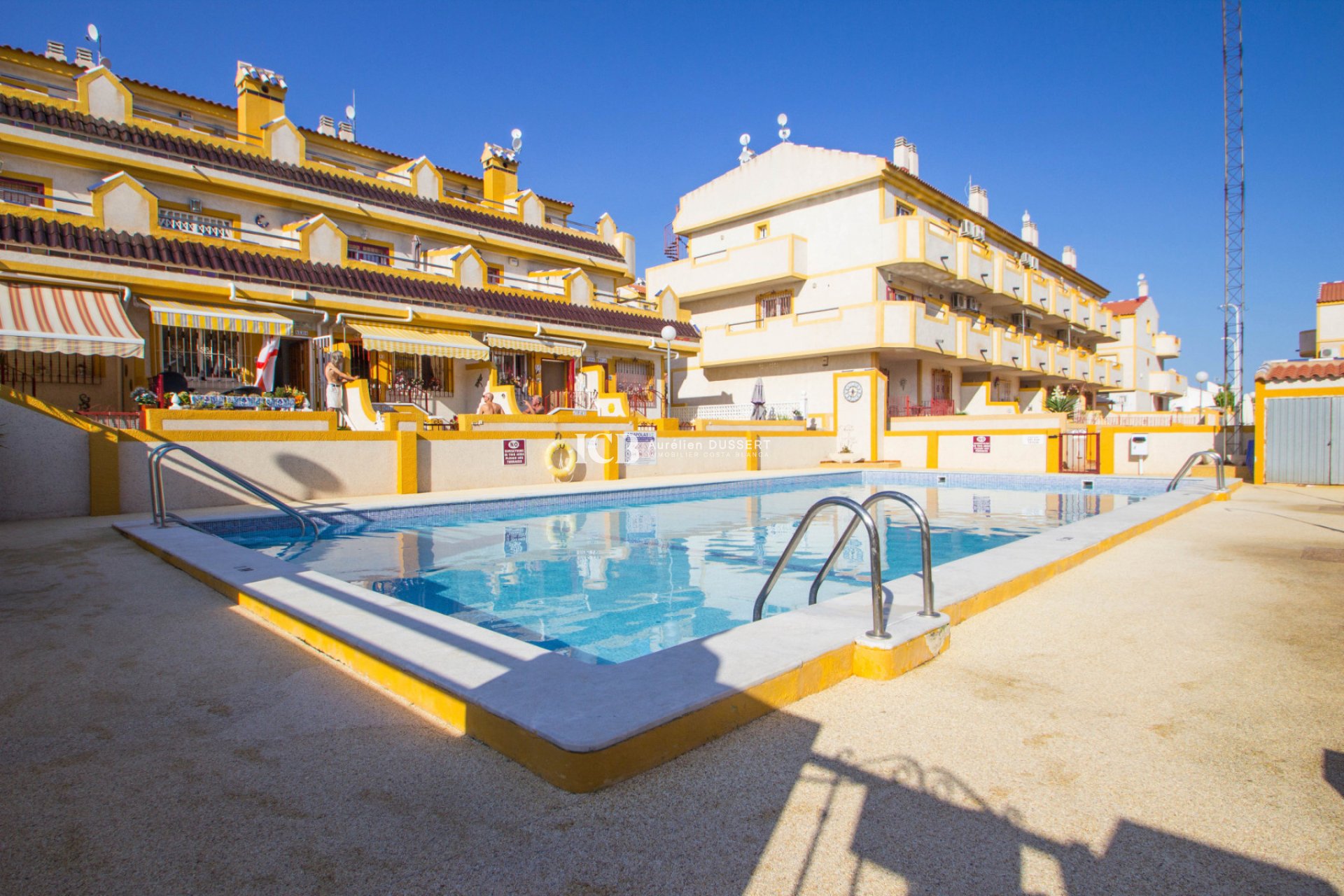 Revente - Maison mitoyenne -
Orihuela Costa - Playa Flamenca