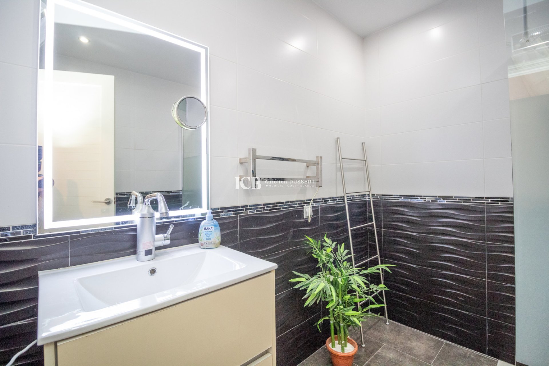 Revente - Maison mitoyenne -
Orihuela Costa - Villamartín