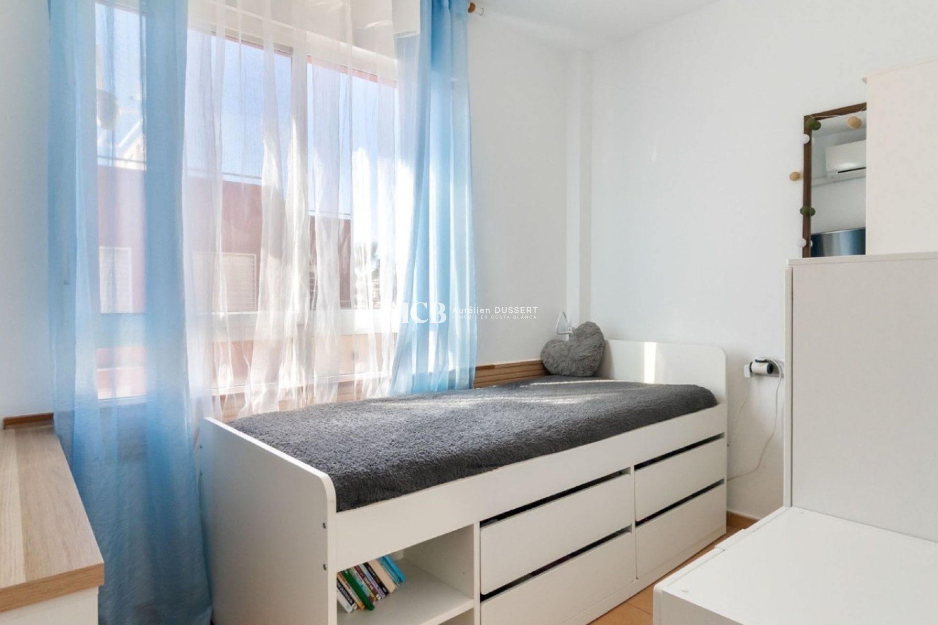 Revente - Maison mitoyenne -
Orihuela Costa - Villamartín