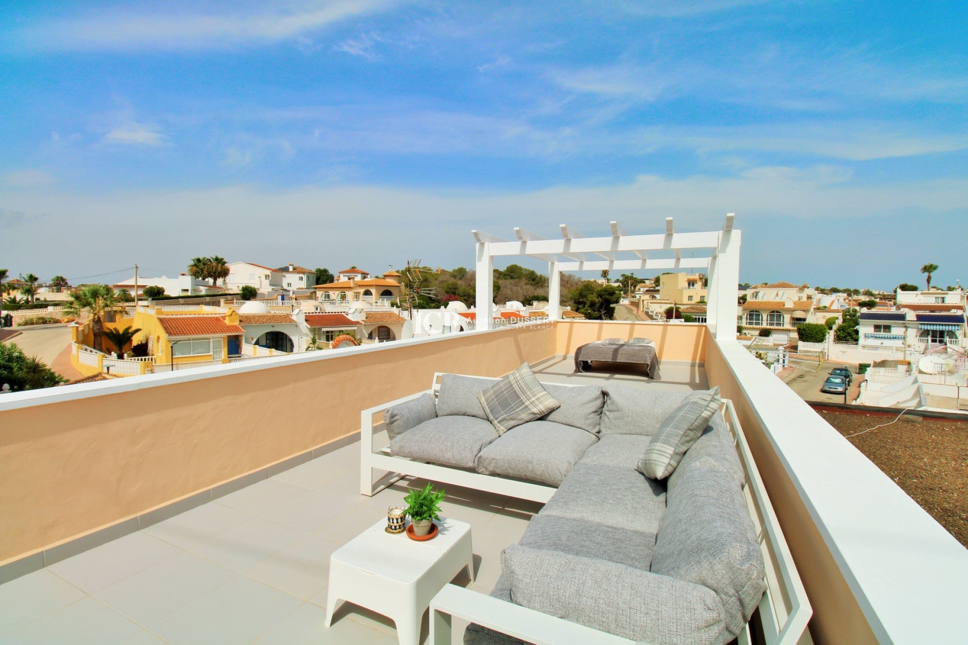 Revente - Maison mitoyenne -
Orihuela Costa - Villamartín