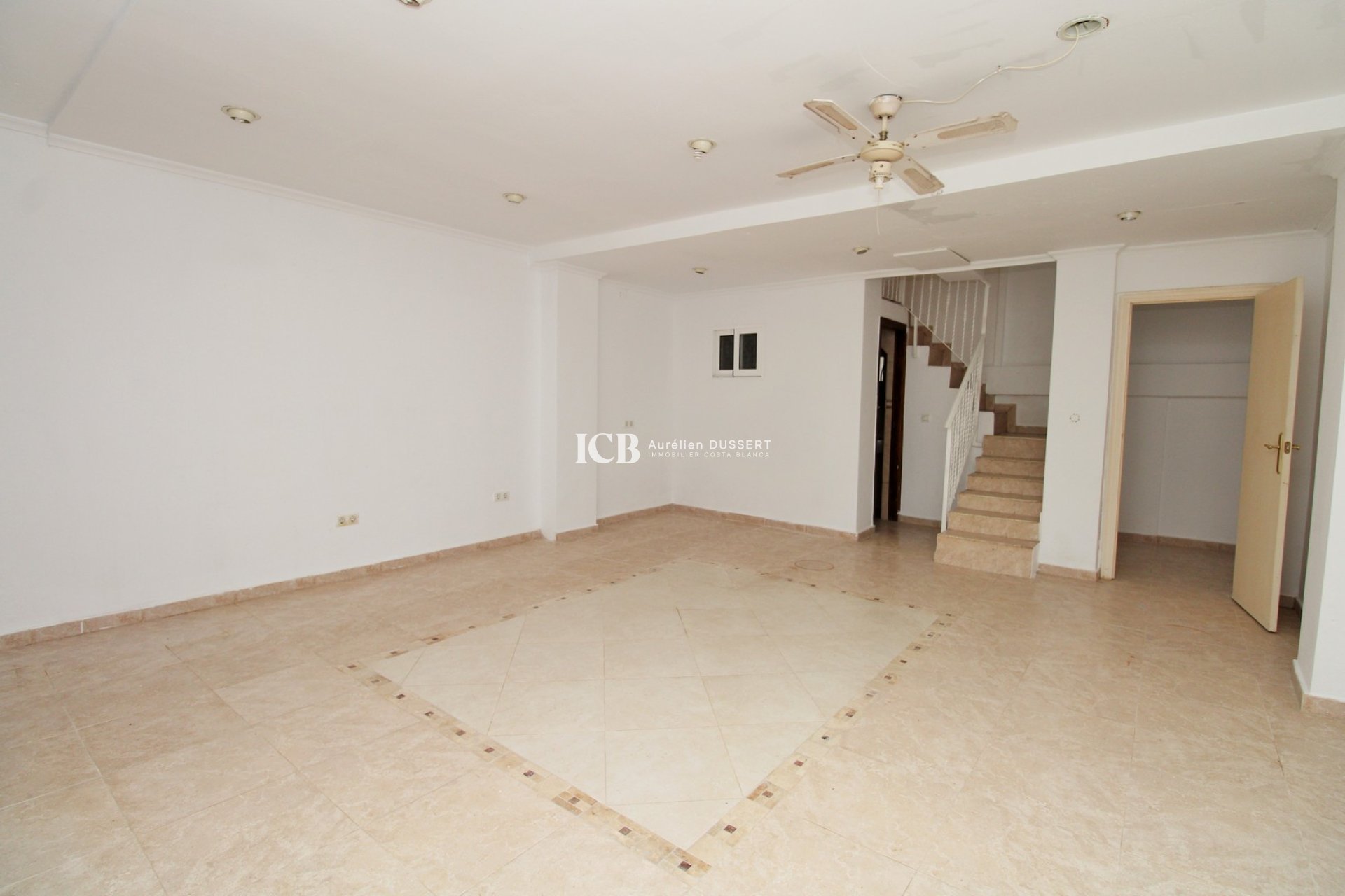 Revente - Maison mitoyenne -
Orihuela Costa - Villamartín