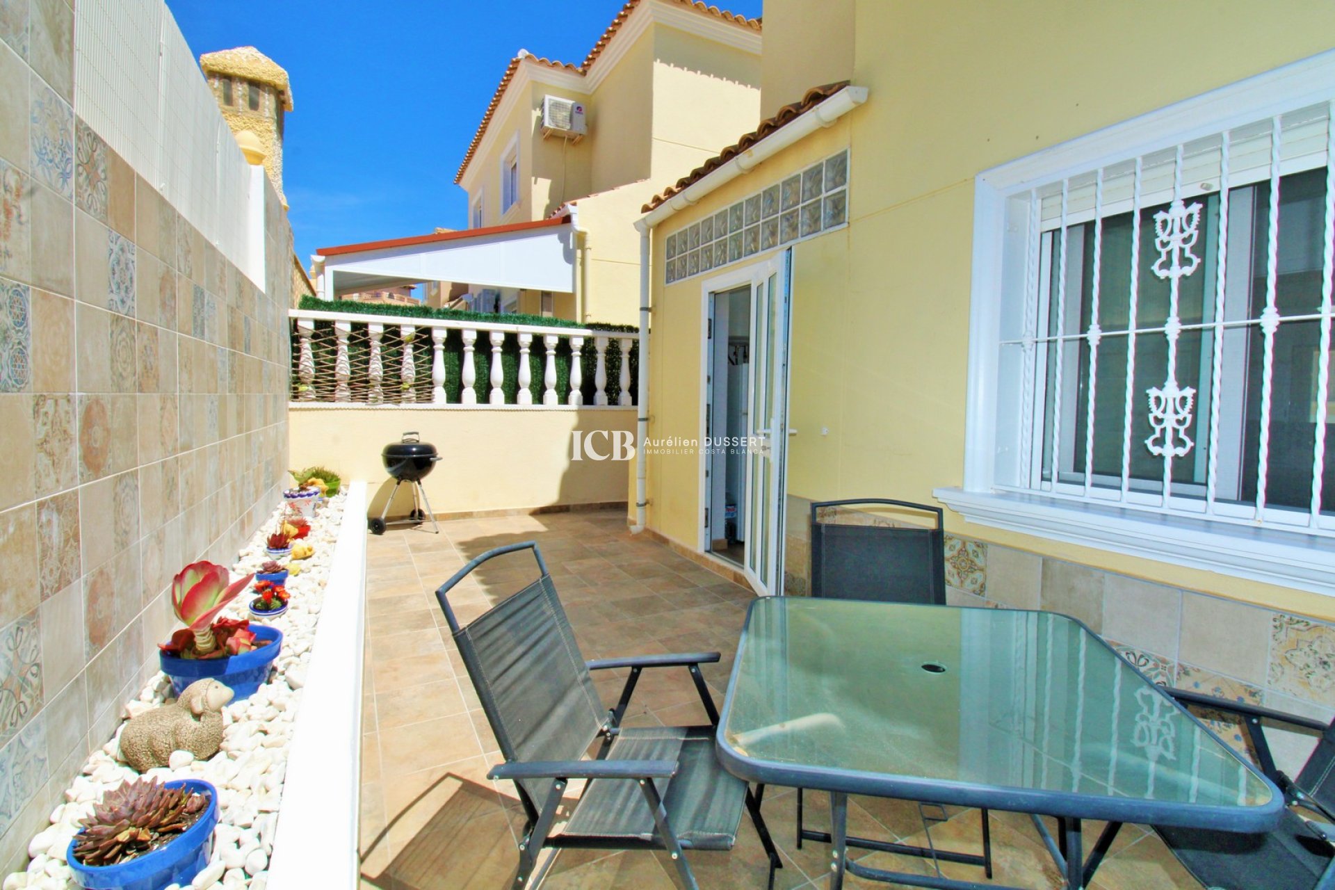 Revente - Maison mitoyenne -
Orihuela Costa - Villamartín