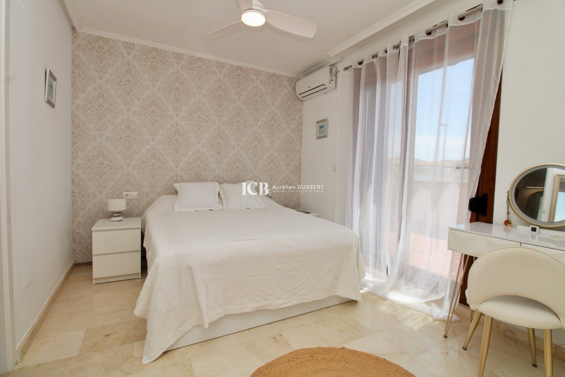 Revente - Maison mitoyenne -
Orihuela Costa - Villamartín