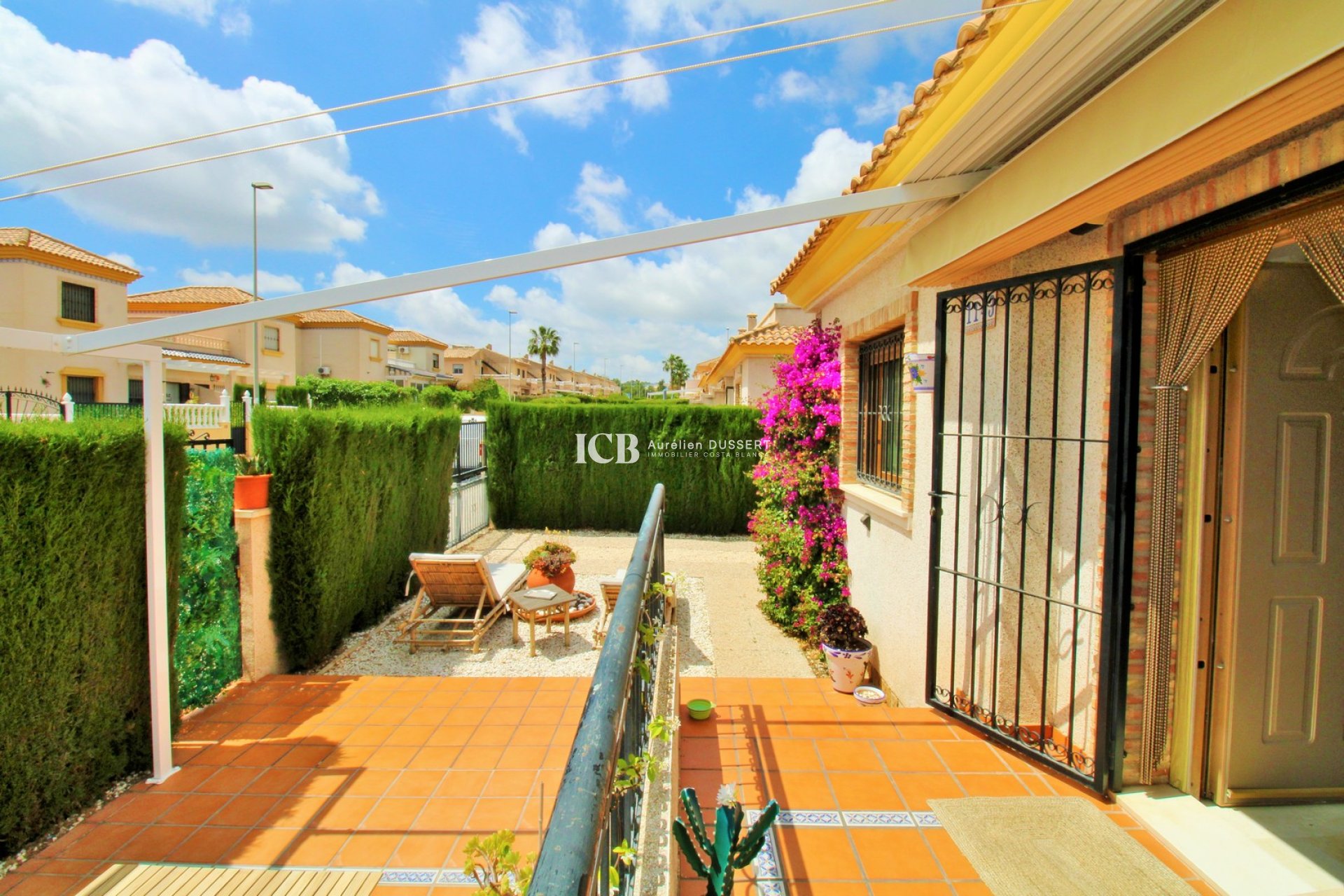 Revente - Maison mitoyenne -
Orihuela Costa - Villamartín