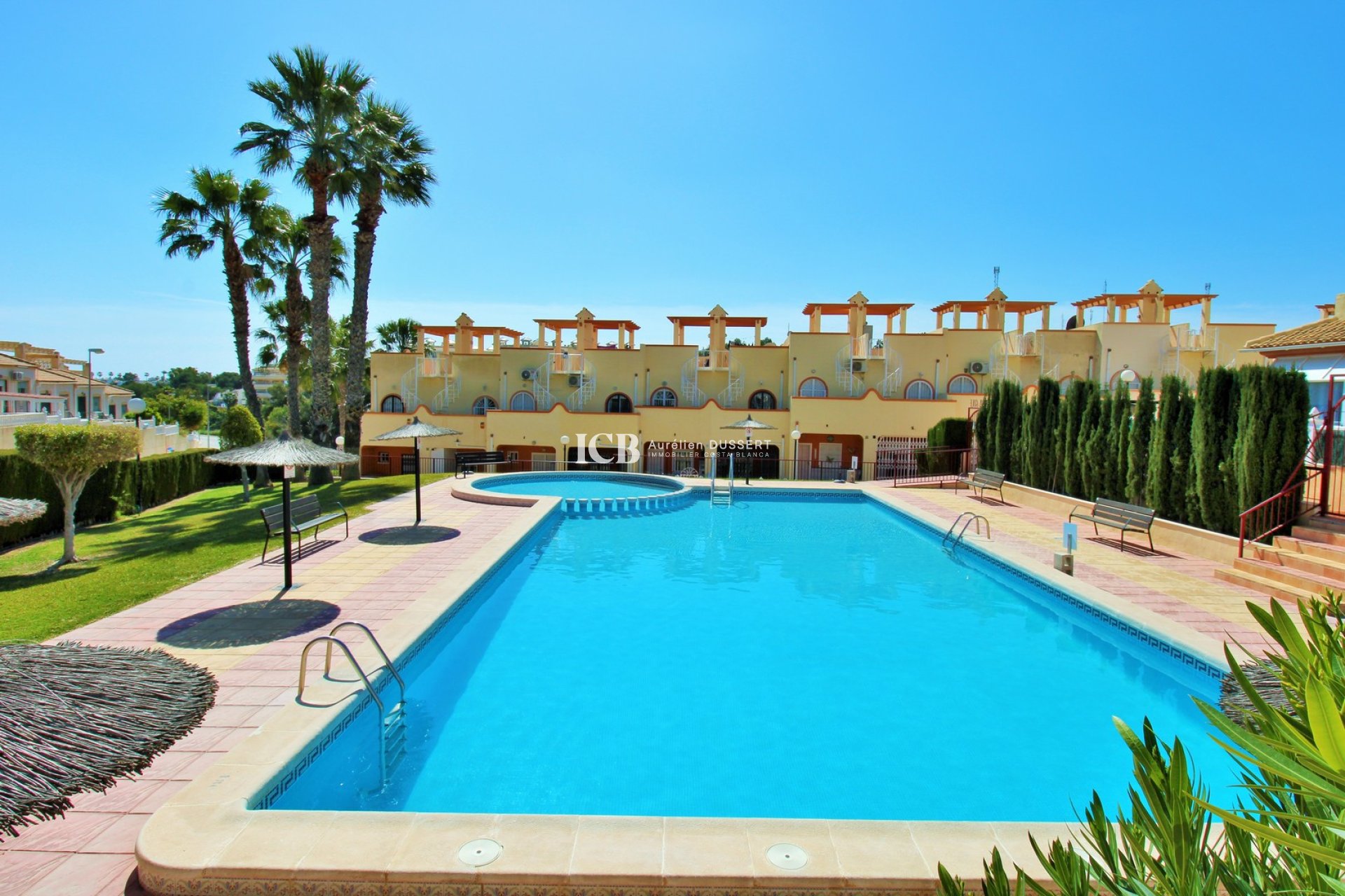 Revente - Maison mitoyenne -
Orihuela Costa - Villamartín