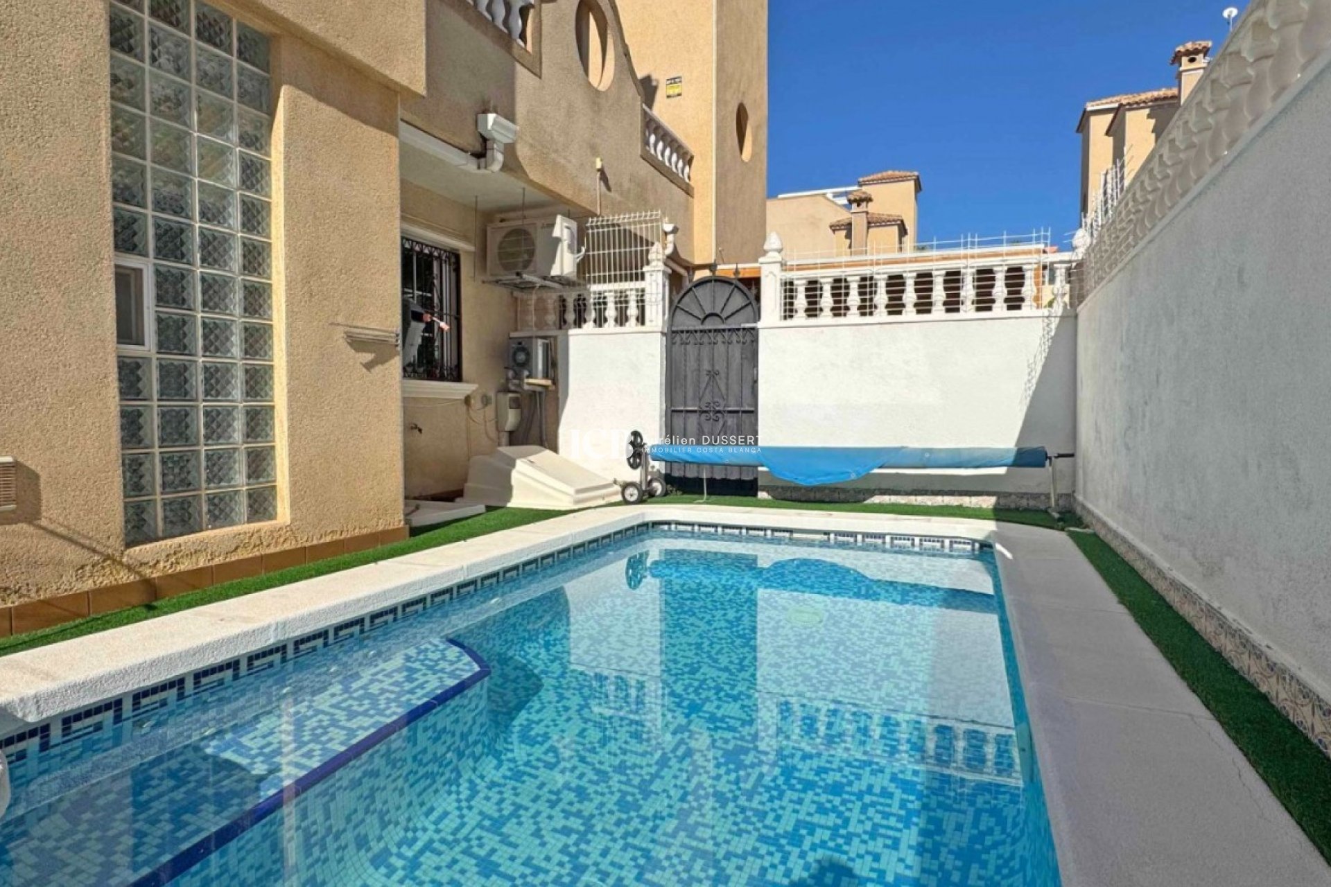 Revente - Maison mitoyenne -
Orihuela Costa - Villamartín