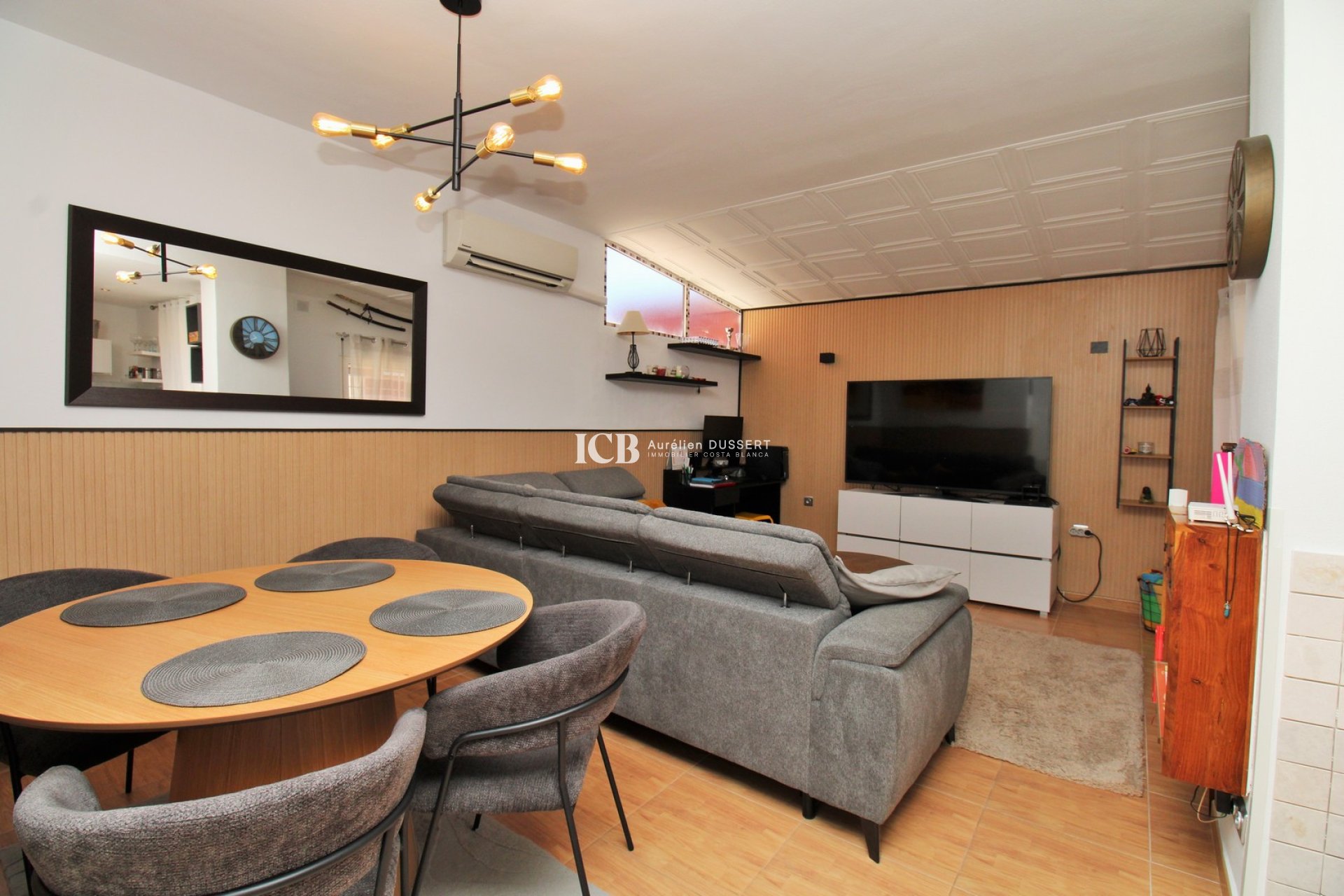 Revente - Maison mitoyenne -
Orihuela Costa - Villamartín