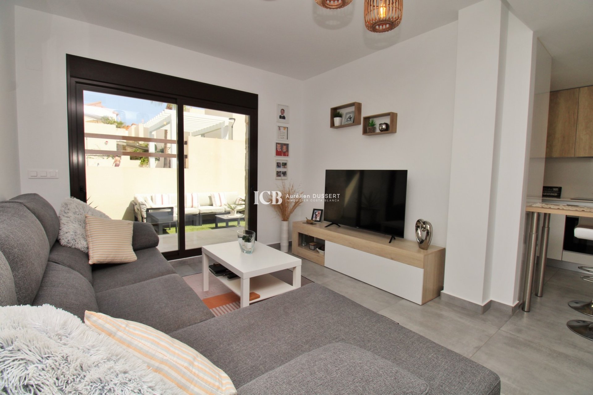 Revente - Maison mitoyenne -
Orihuela Costa - Villamartín