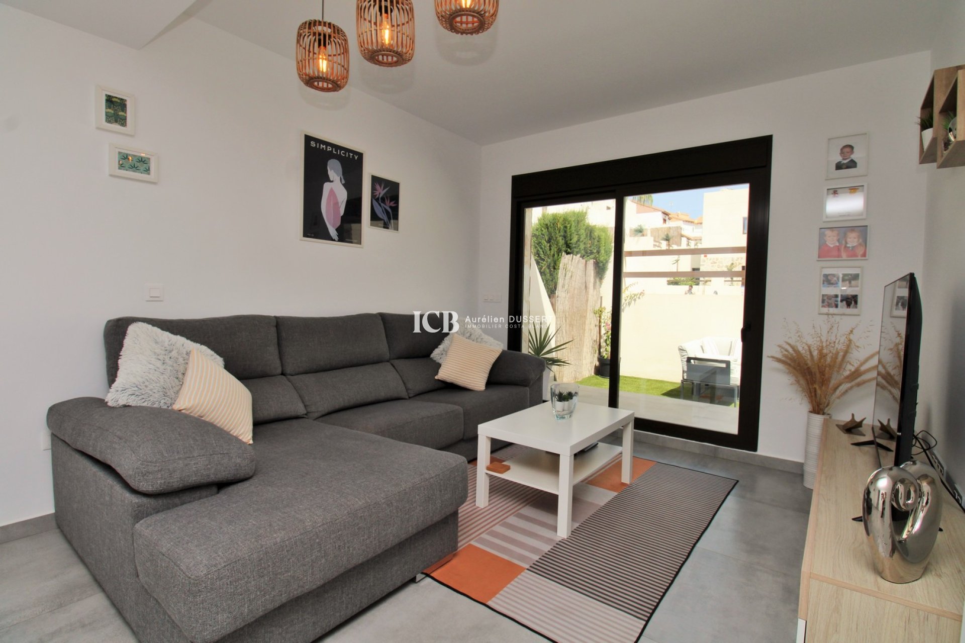 Revente - Maison mitoyenne -
Orihuela Costa - Villamartín