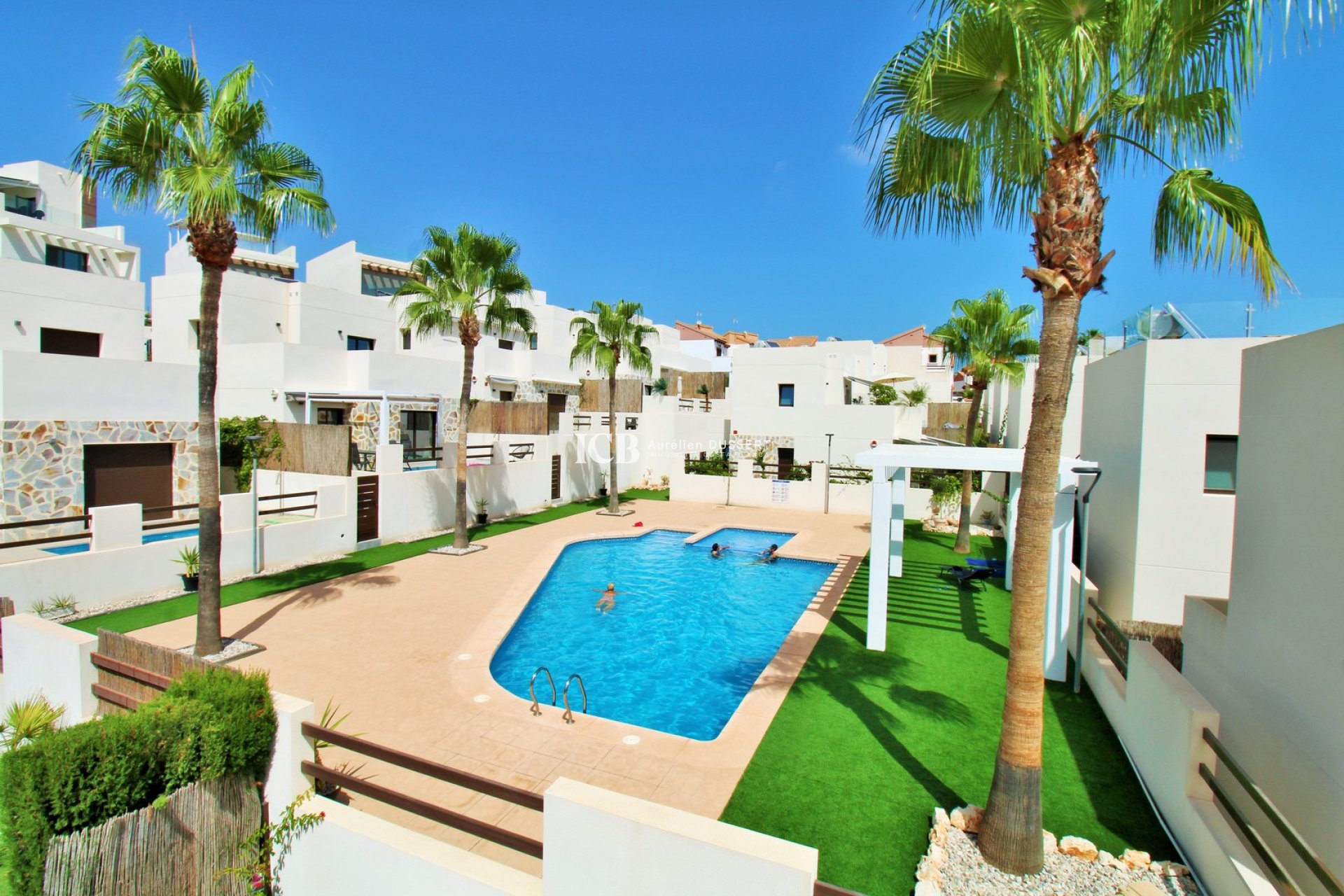 Revente - Maison mitoyenne -
Orihuela Costa - Villamartín