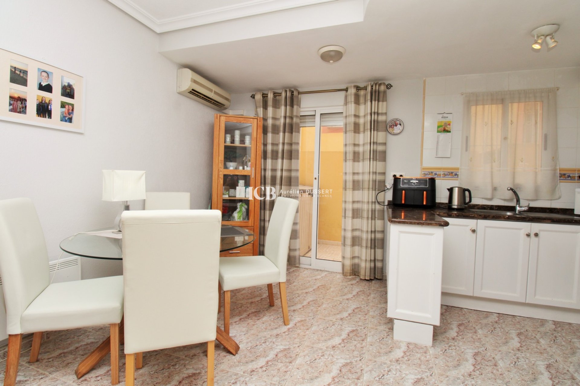 Revente - Maison mitoyenne -
Orihuela Costa - Villamartín