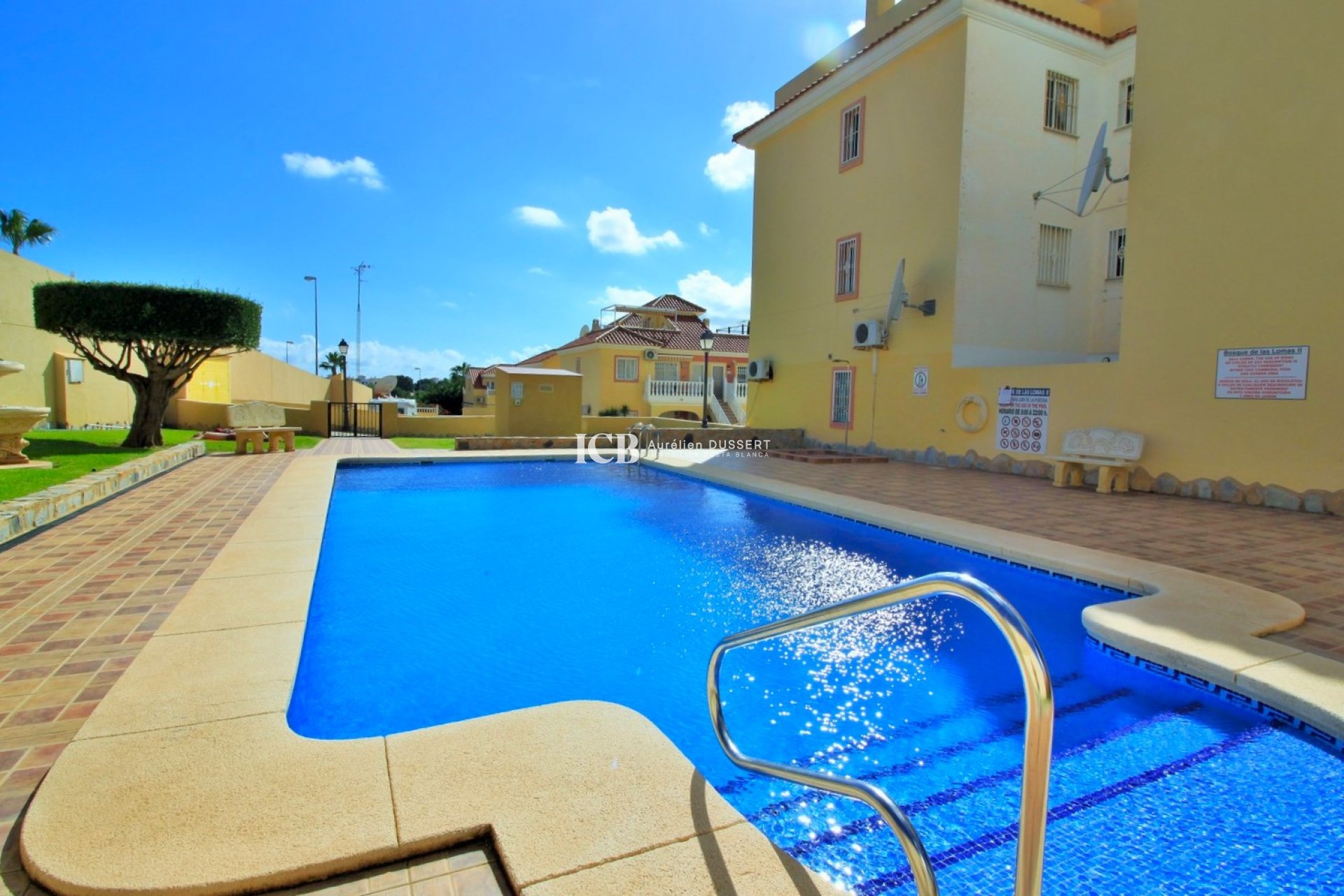 Revente - Maison mitoyenne -
Orihuela Costa - Villamartín