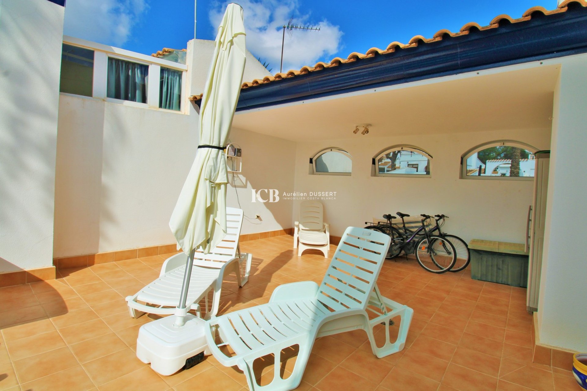 Revente - Maison mitoyenne -
Orihuela Costa - Villamartín