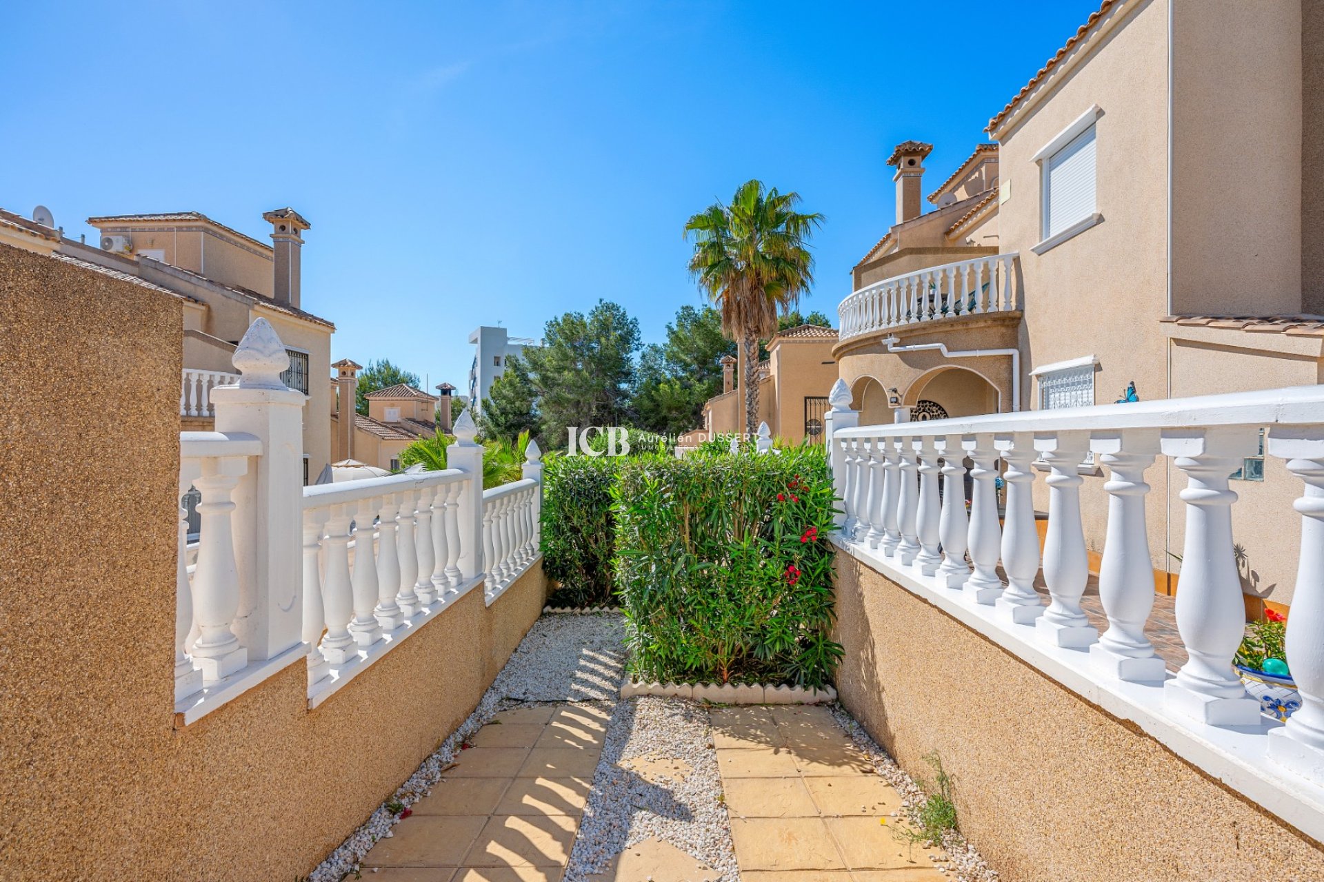 Revente - Maison mitoyenne -
Orihuela Costa - Villamartín