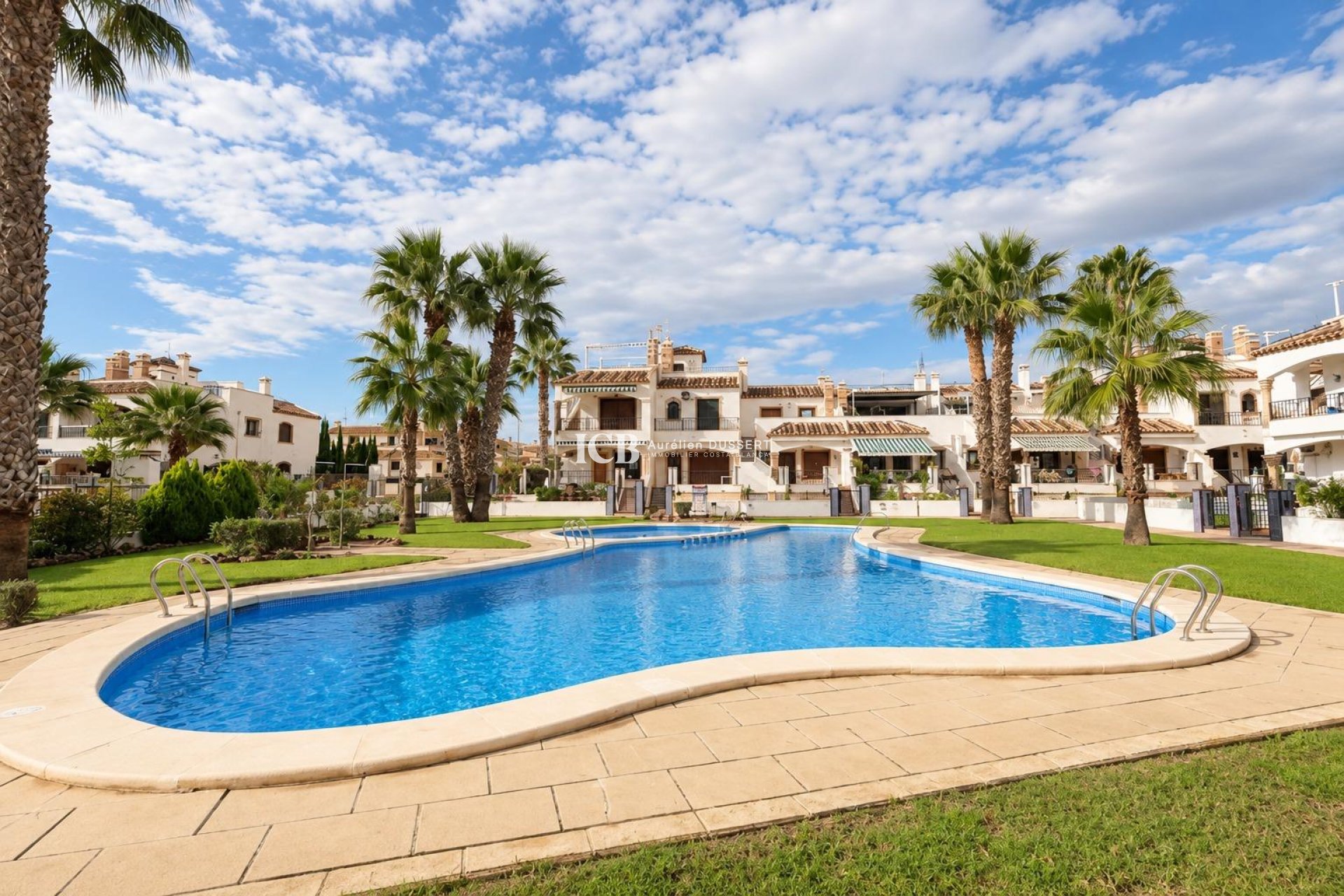 Revente - Maison mitoyenne -
Orihuela Costa - Villamartín