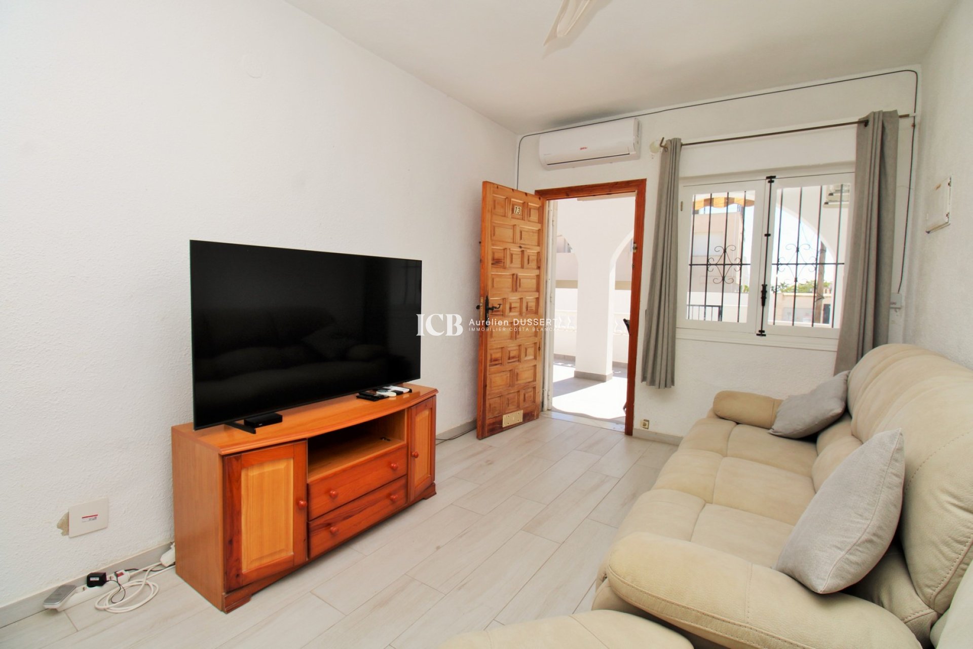 Revente - Maison mitoyenne -
Orihuela Costa - Villamartín