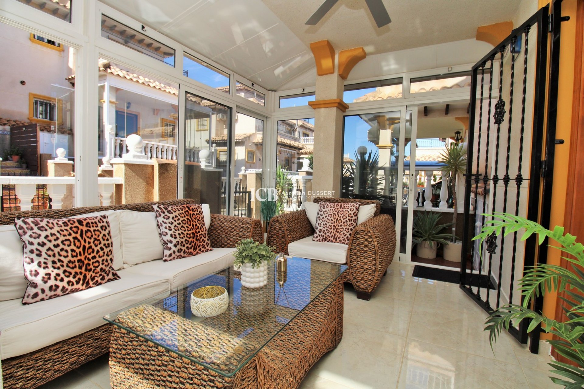 Revente - Maison mitoyenne -
Orihuela Costa - Villamartín