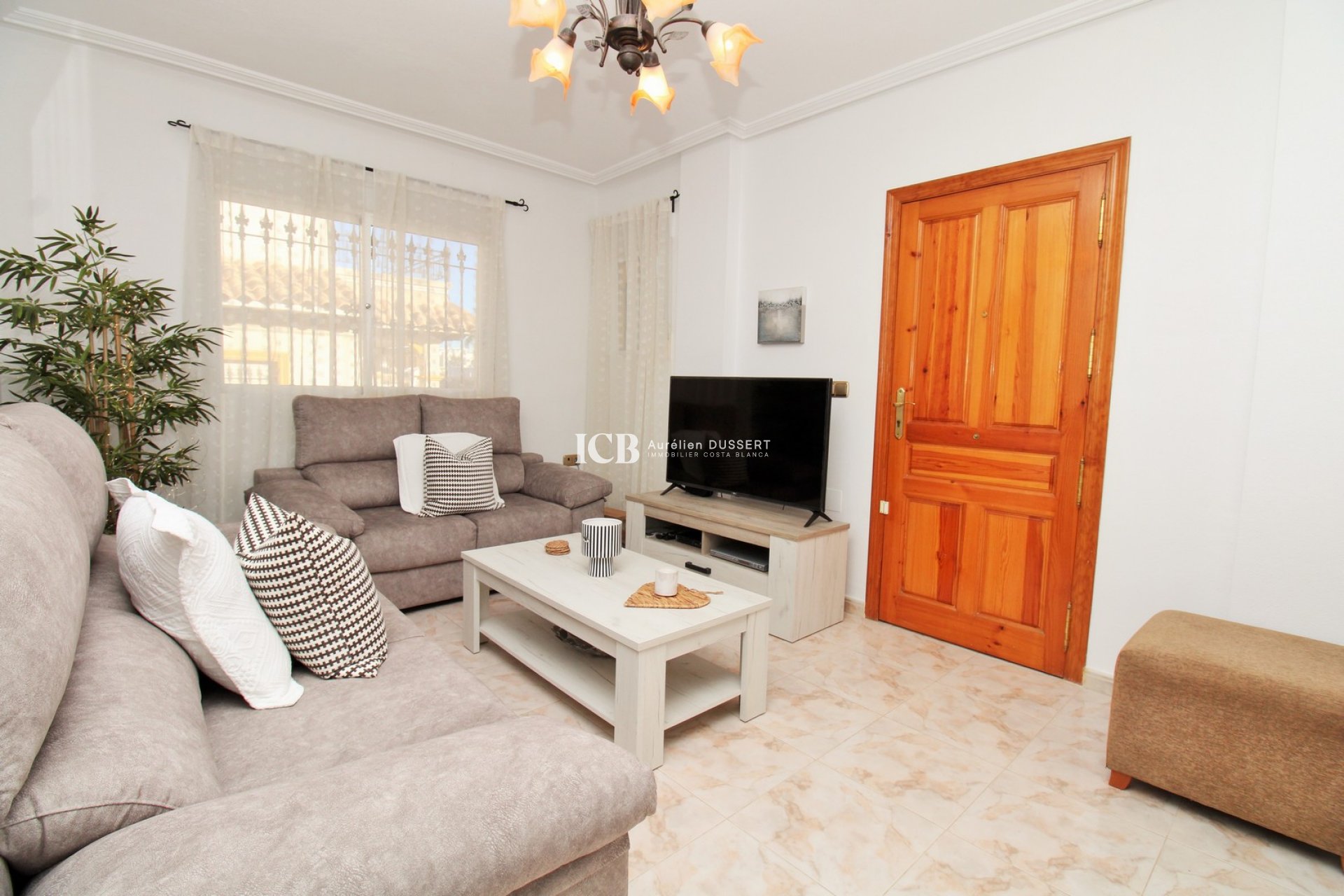 Revente - Maison mitoyenne -
Orihuela Costa - Villamartín
