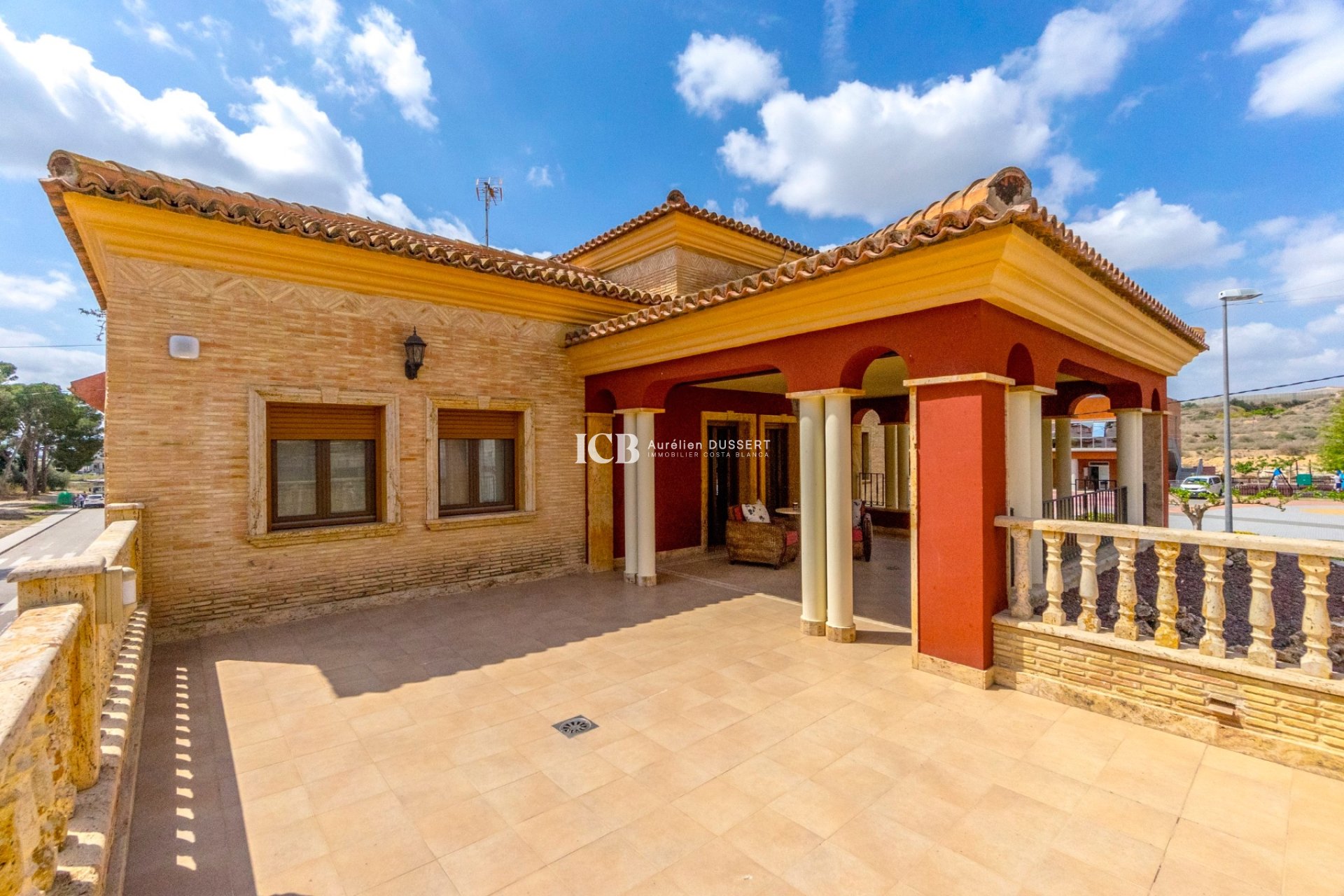 Revente - Maison mitoyenne -
Orihuela Ville - Orihuela