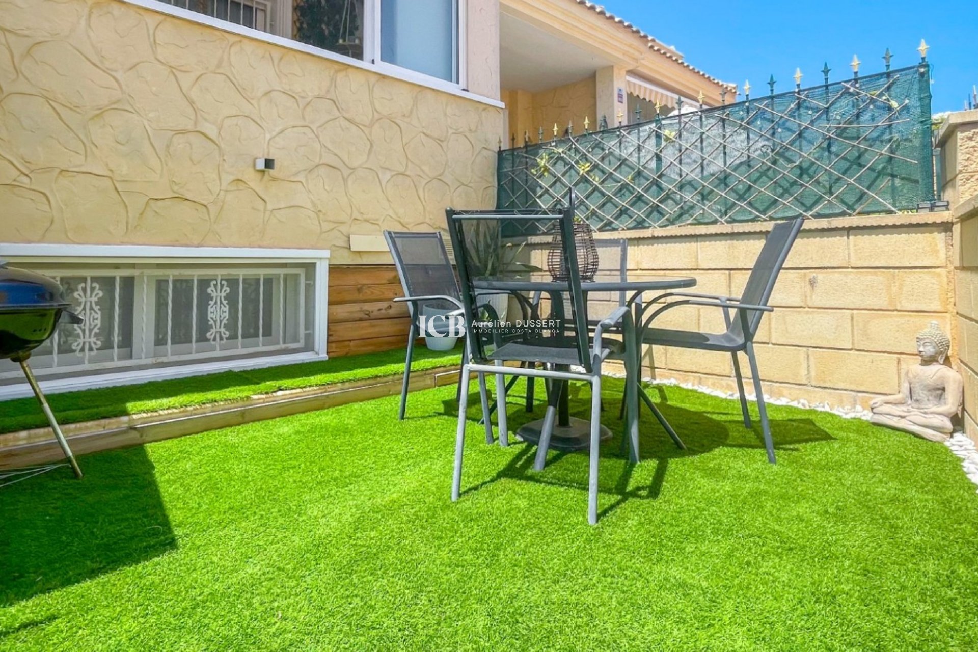Revente - Maison mitoyenne -
Punta Prima - Torrevieja