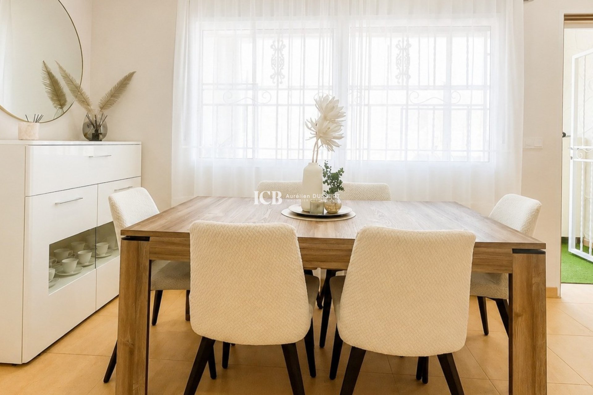 Revente - Maison mitoyenne -
Punta Prima - Torrevieja