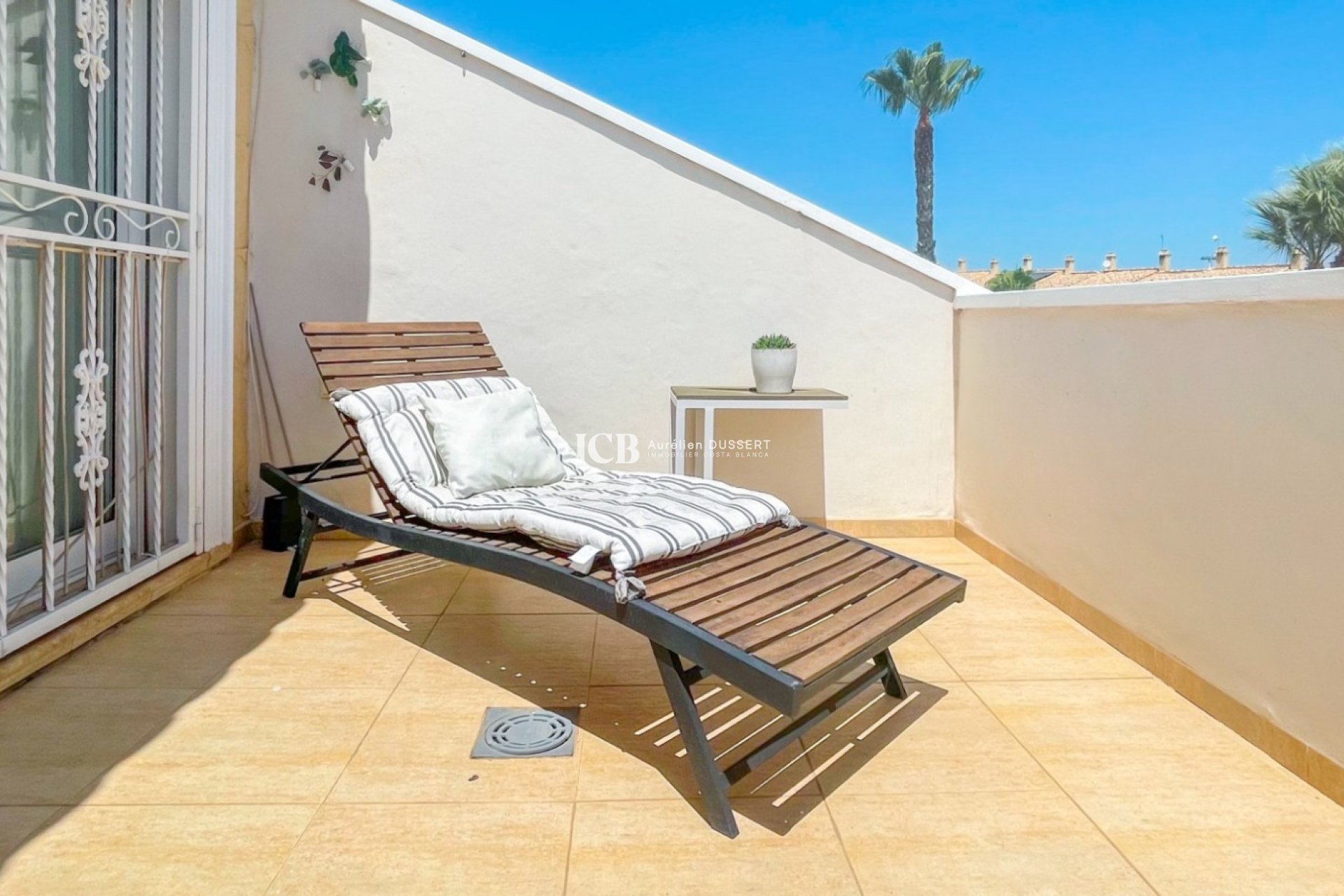 Revente - Maison mitoyenne -
Punta Prima - Torrevieja