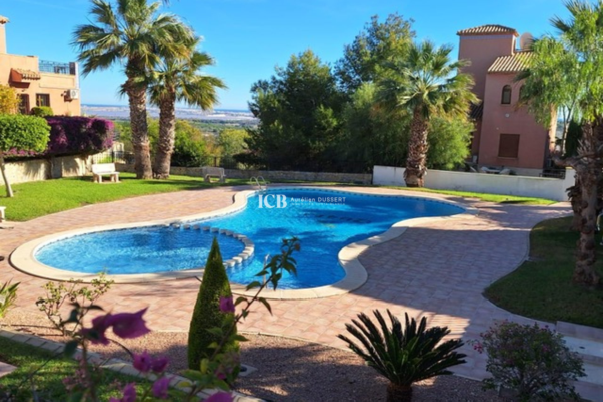 Revente - Maison mitoyenne -
San Miguel de Salinas