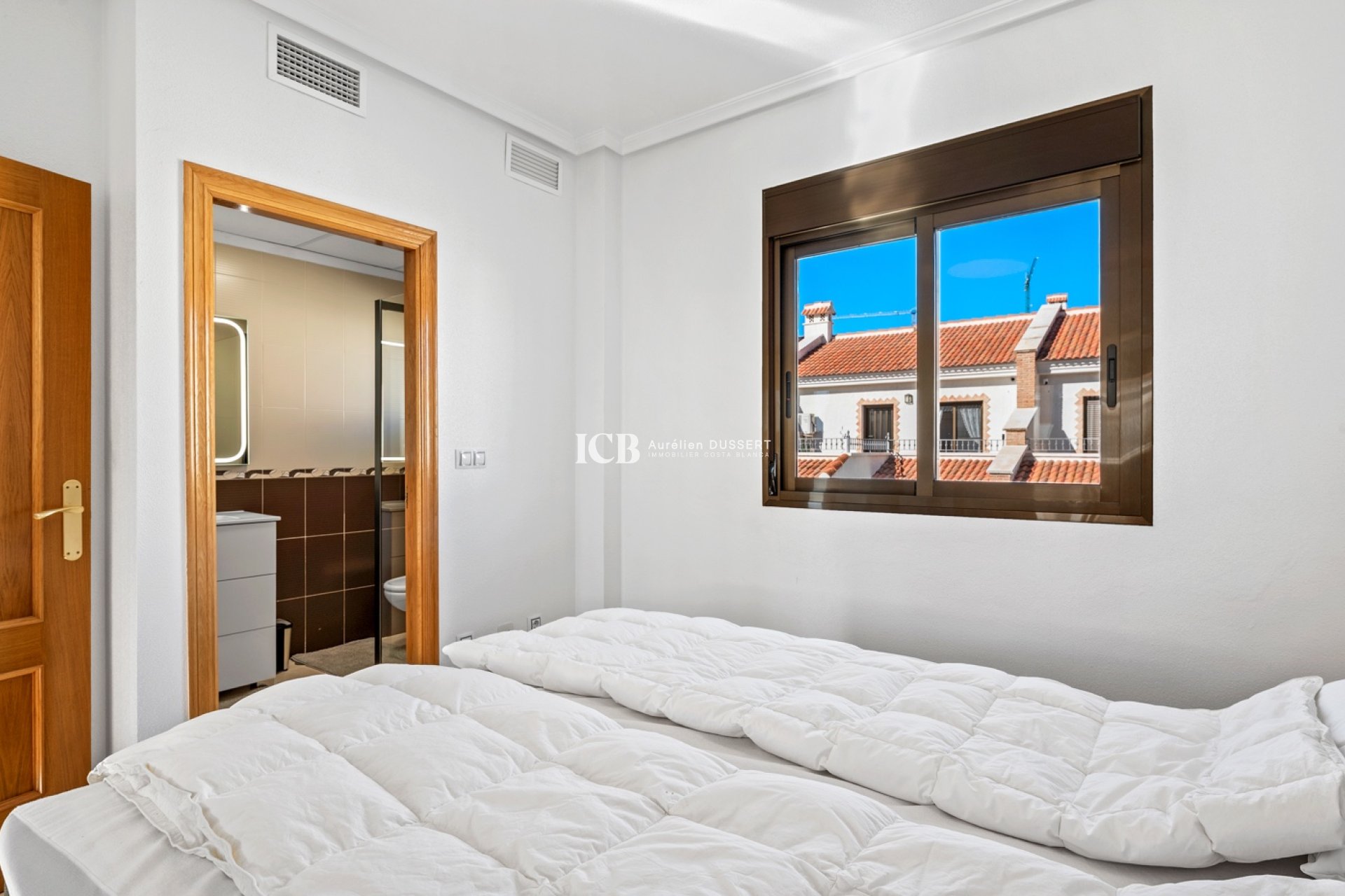 Revente - Maison mitoyenne -
San Miguel de Salinas