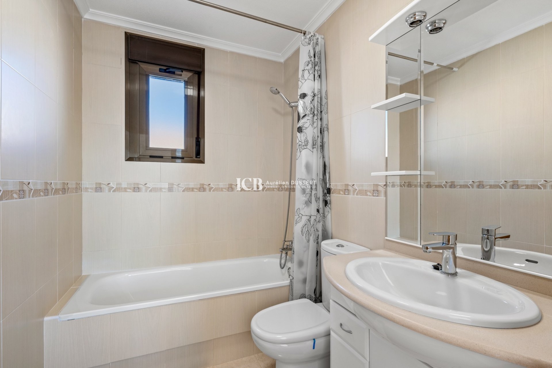 Revente - Maison mitoyenne -
San Miguel de Salinas