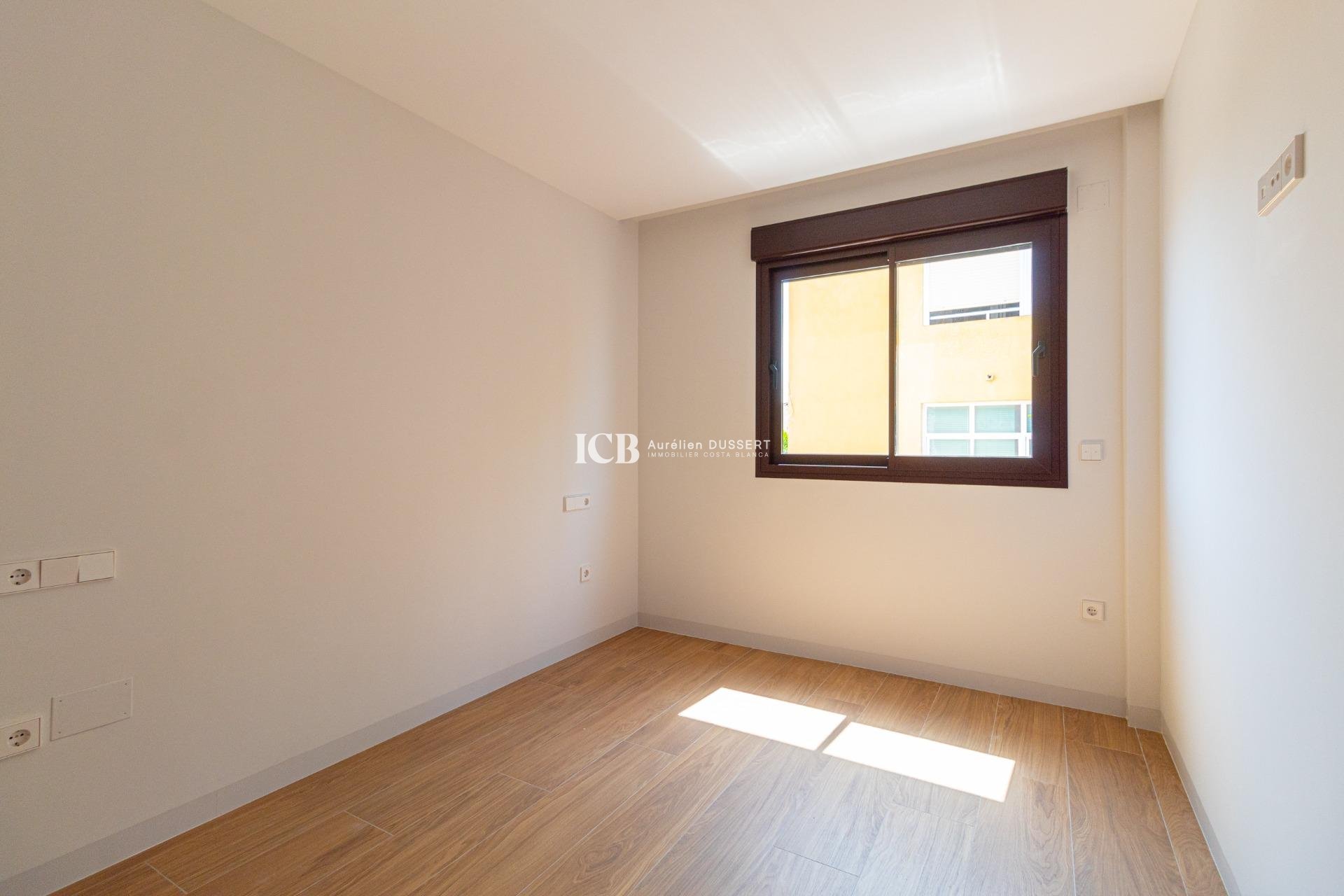 Revente - Maison mitoyenne -
Santiago de la ribera