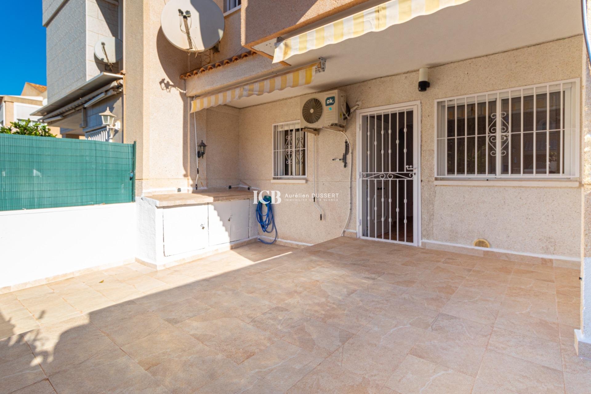 Revente - Maison mitoyenne -
Torrevieja - Aguas Nuevas