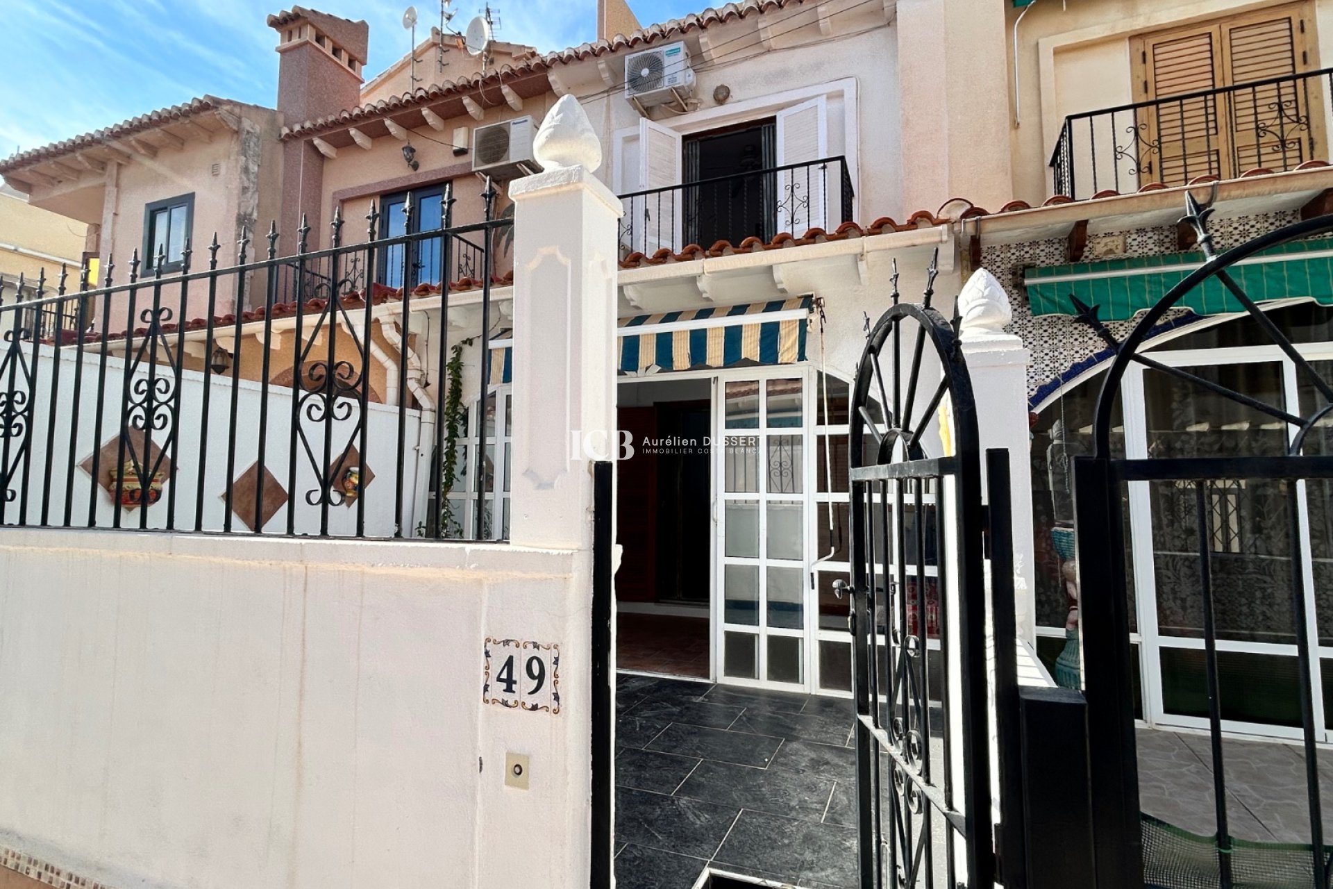 Revente - Maison mitoyenne -
Torrevieja - El chaparral