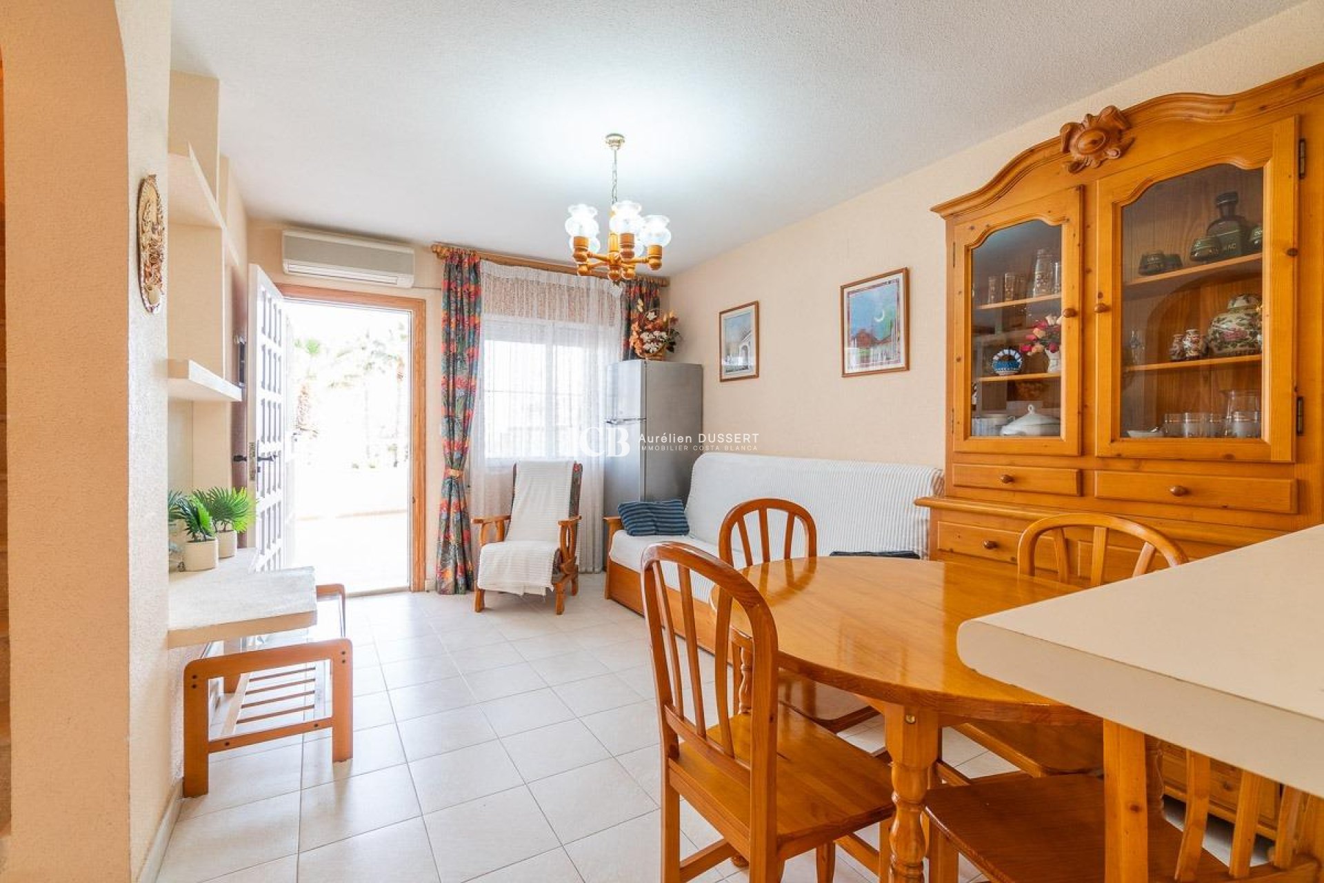 Revente - Maison mitoyenne -
Torrevieja - Los altos