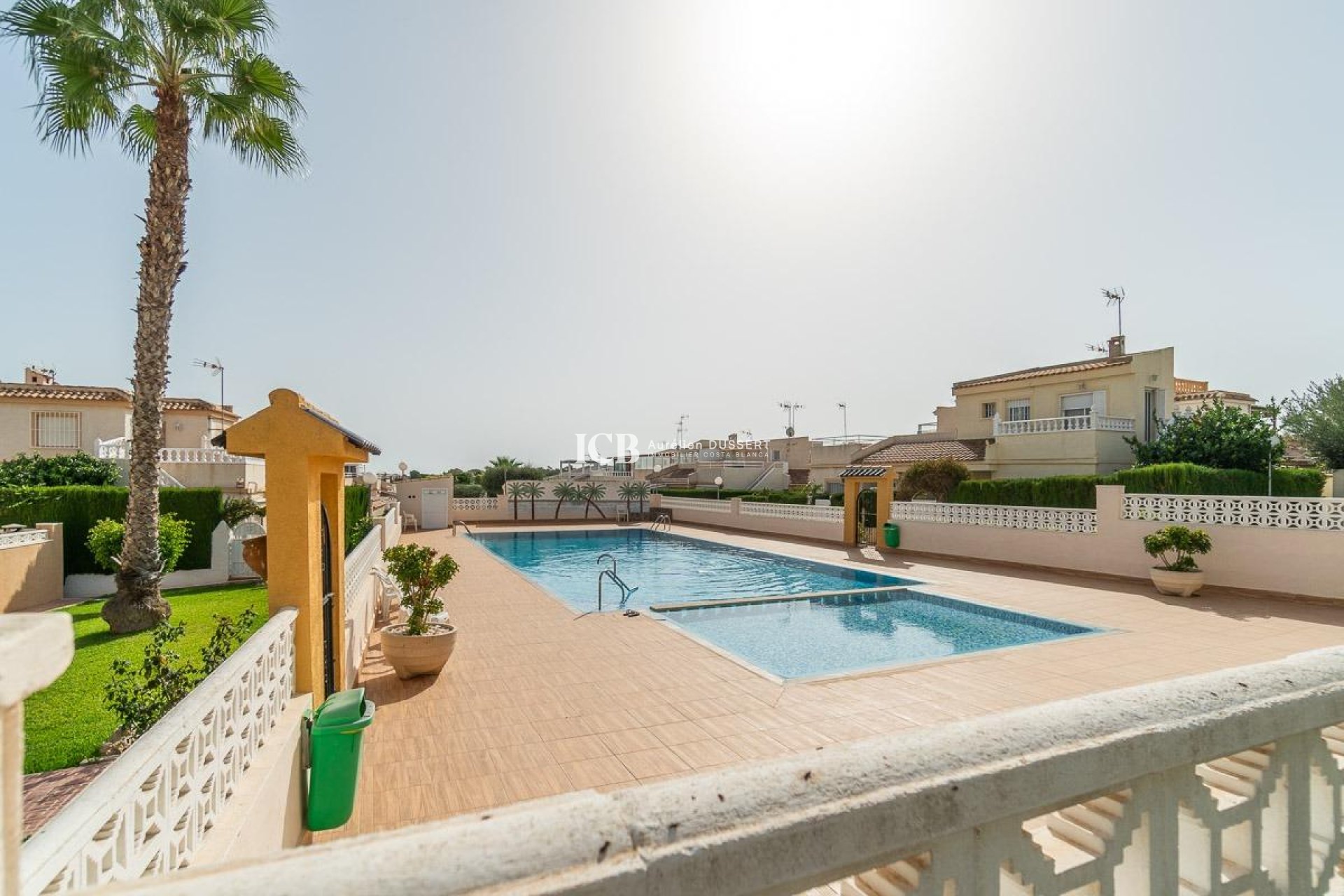 Revente - Maison mitoyenne -
Torrevieja - Los altos