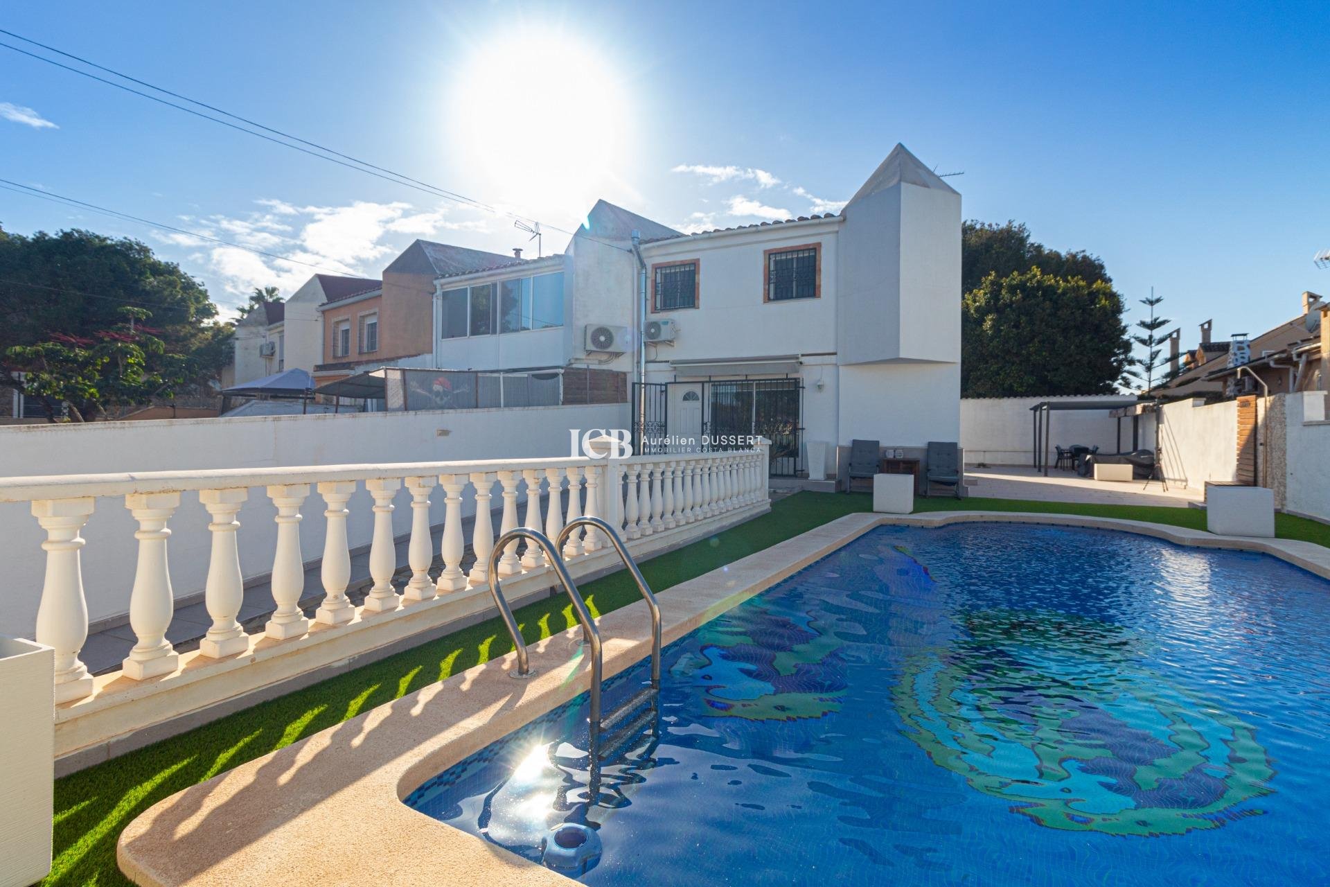 Revente - Maison mitoyenne -
Torrevieja - Los Balcones - Los Altos del Edén