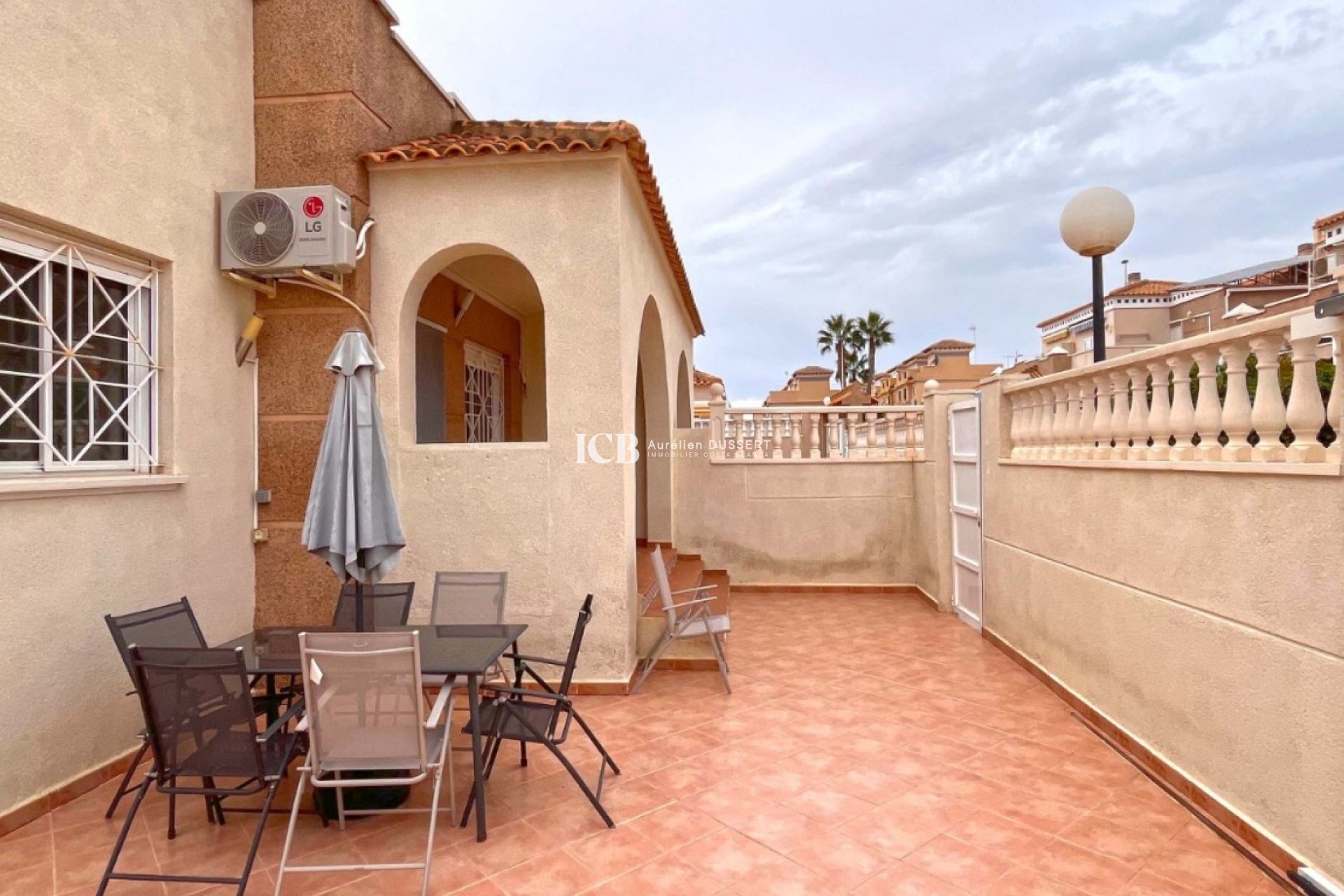 Revente - Maison mitoyenne -
Torrevieja - Torrelamata - La Mata