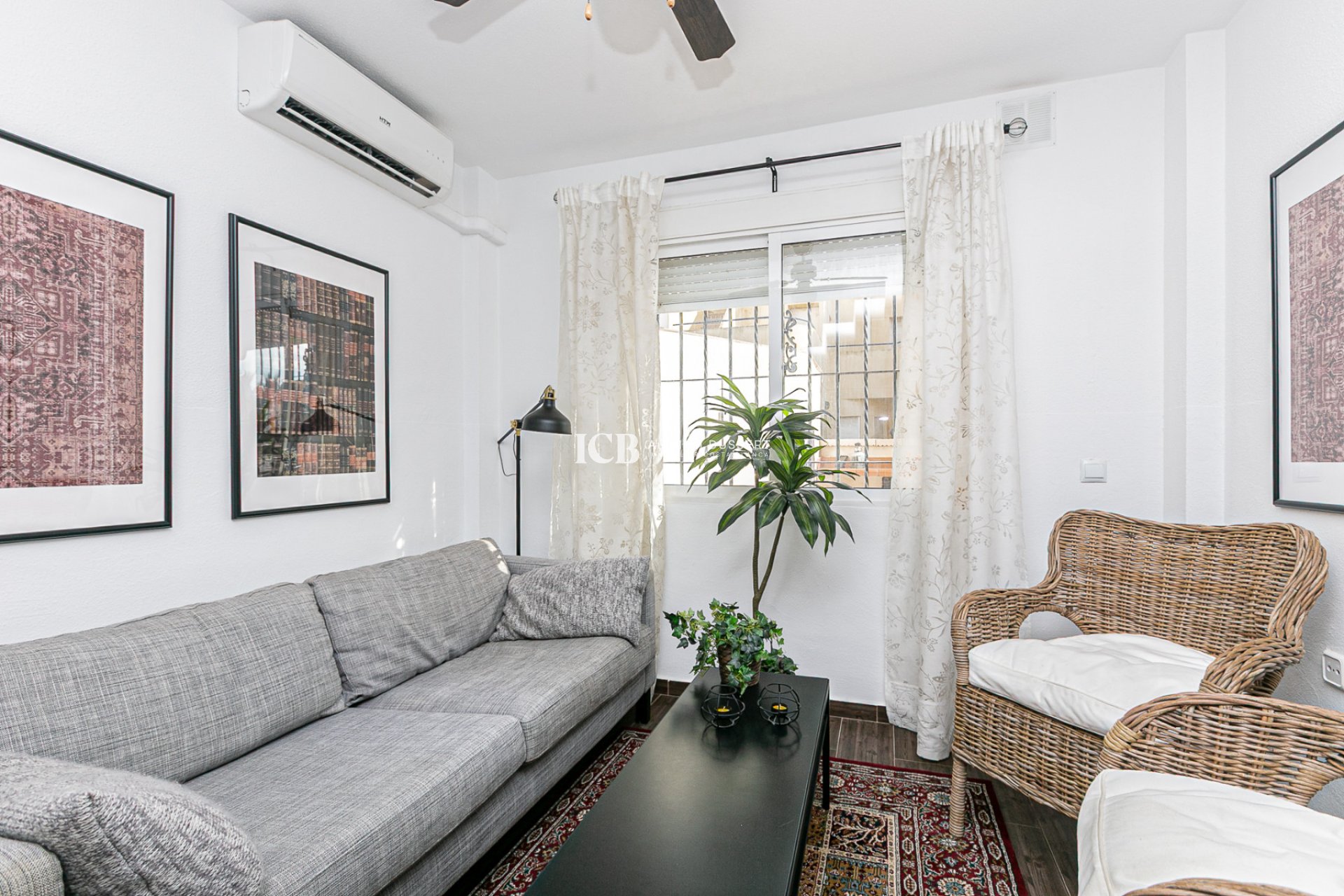 Revente - Maison mitoyenne -
Torrevieja - Torretas