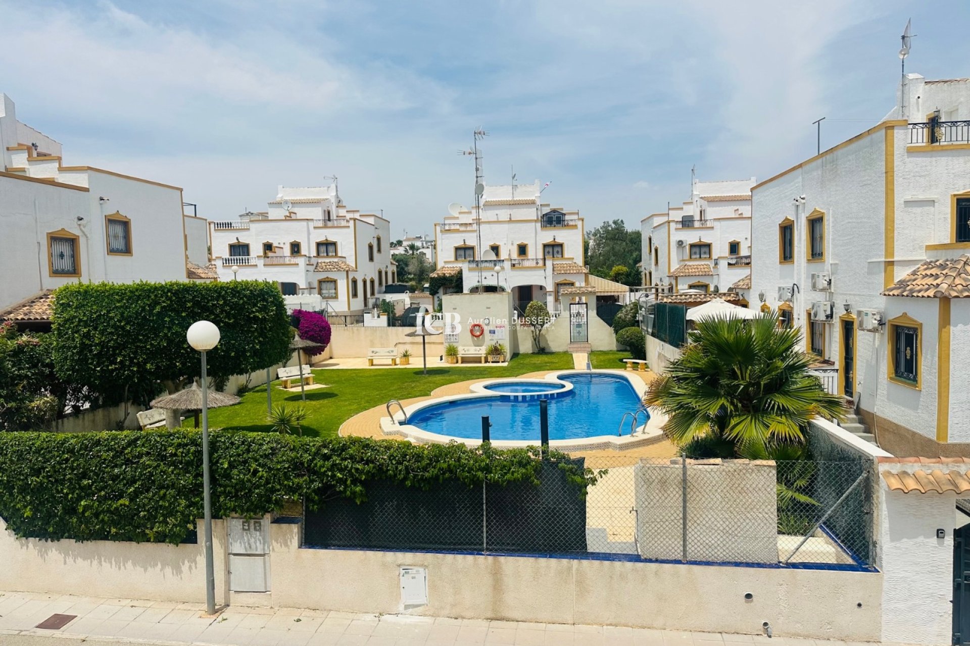 Revente - Maison mitoyenne -
Vistabella Golf - Vistabella