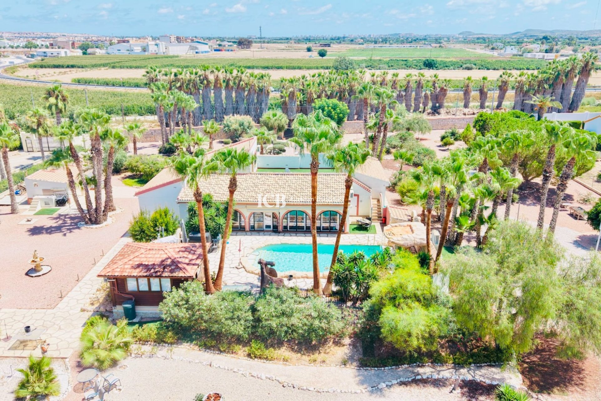 Revente - Villa -
Daya Vieja