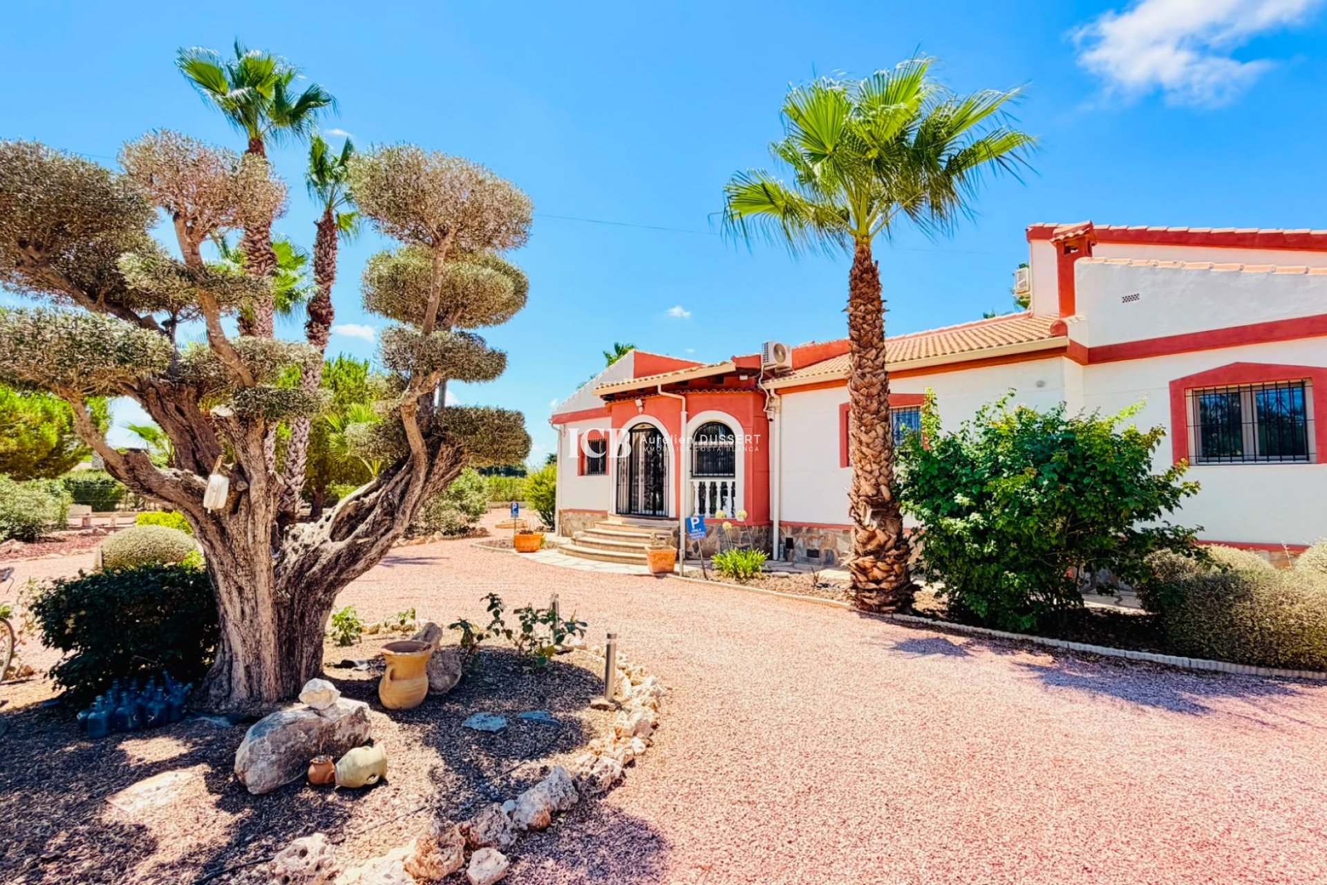 Revente - Villa -
Daya Vieja