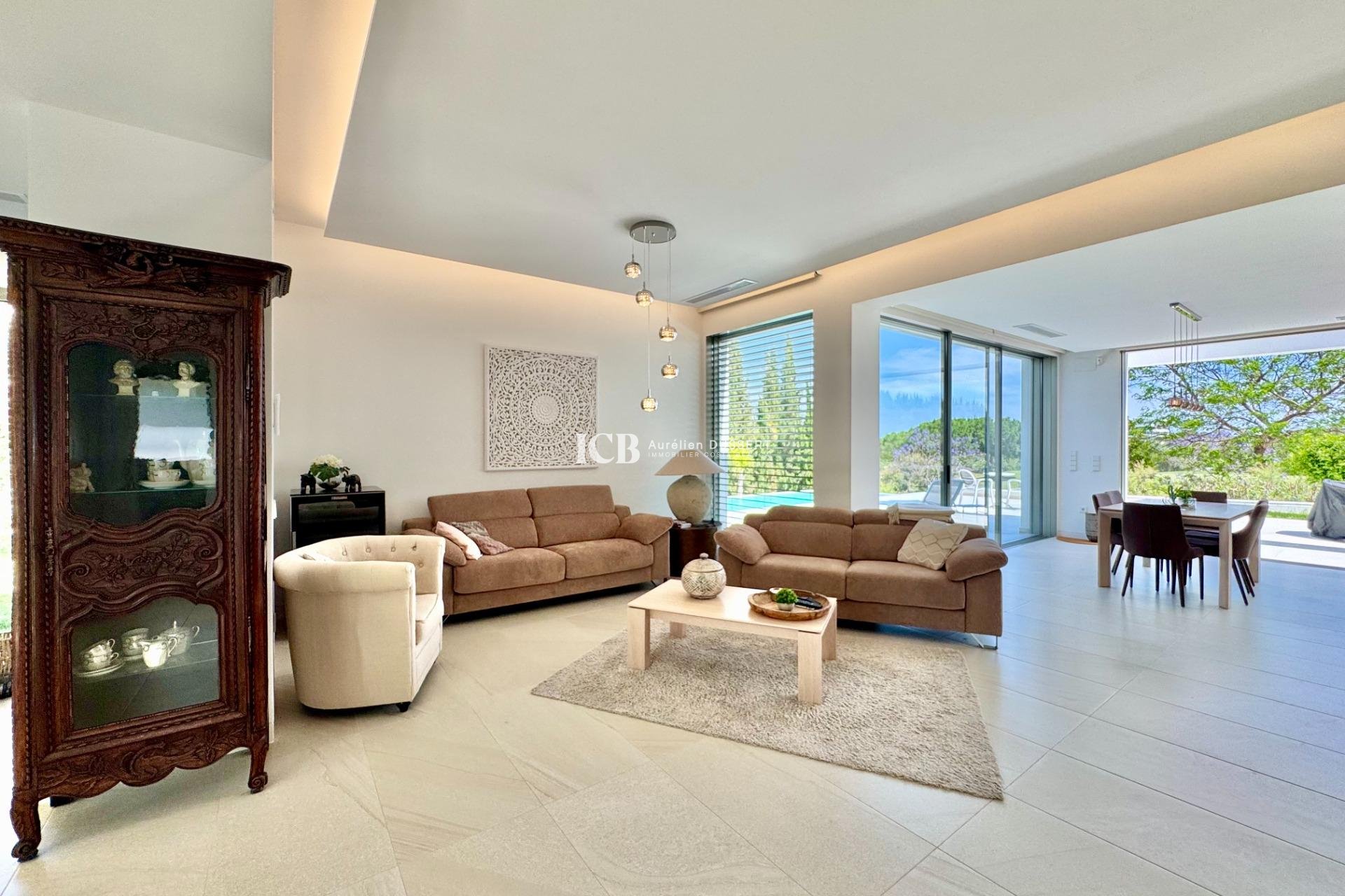 Revente - Villa -
Las Colinas Golf