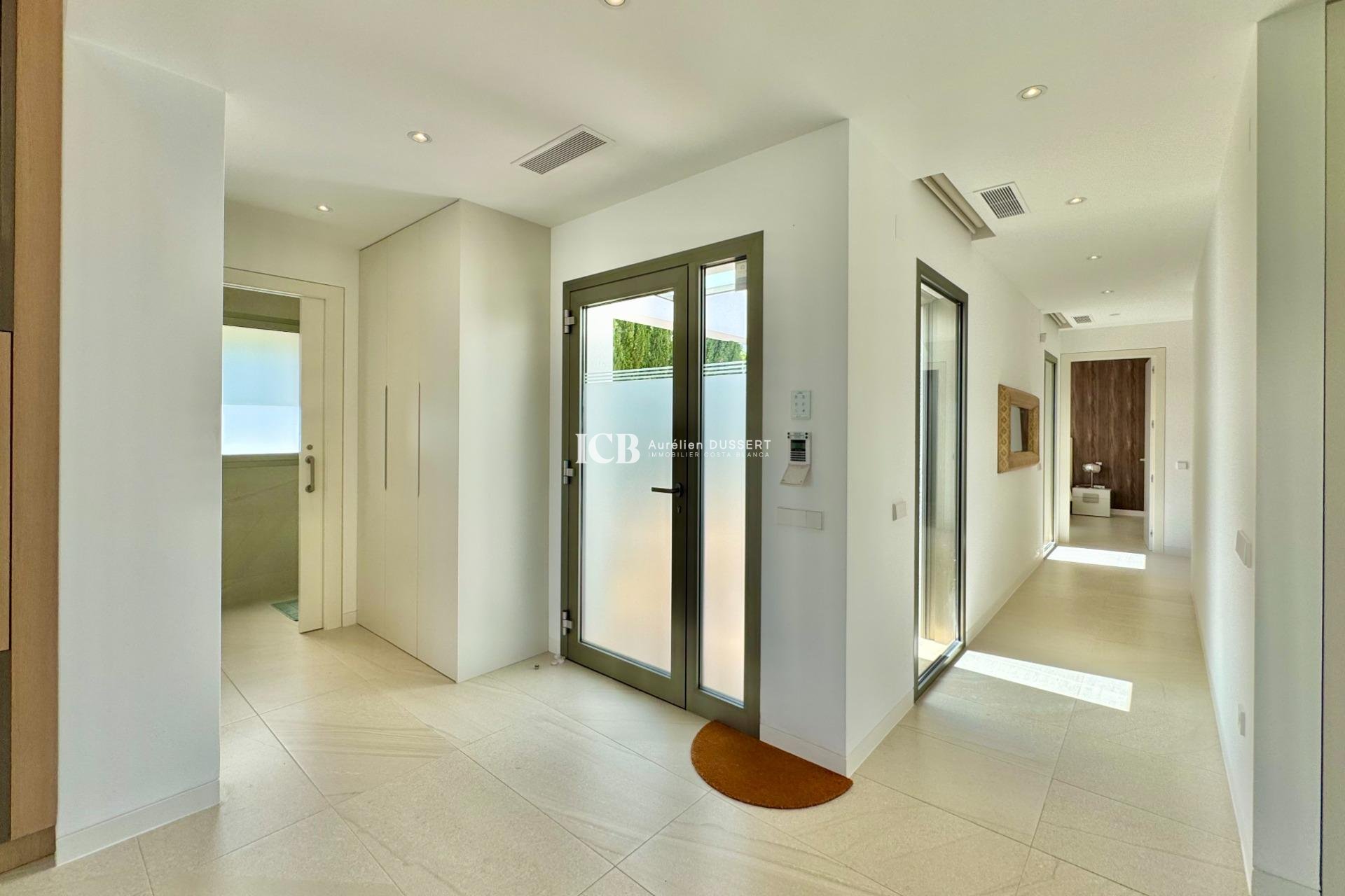Revente - Villa -
Las Colinas Golf