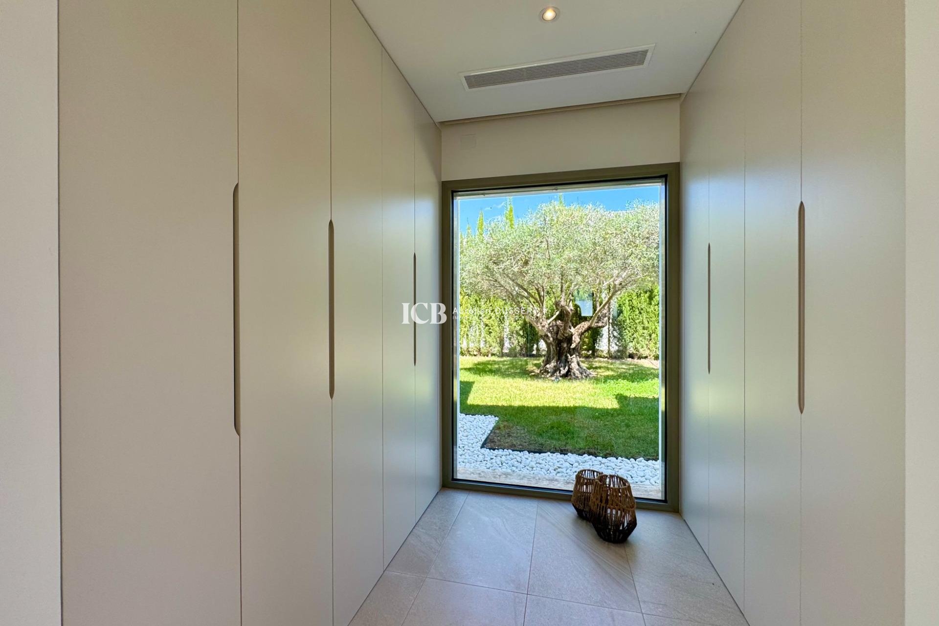 Revente - Villa -
Las Colinas Golf