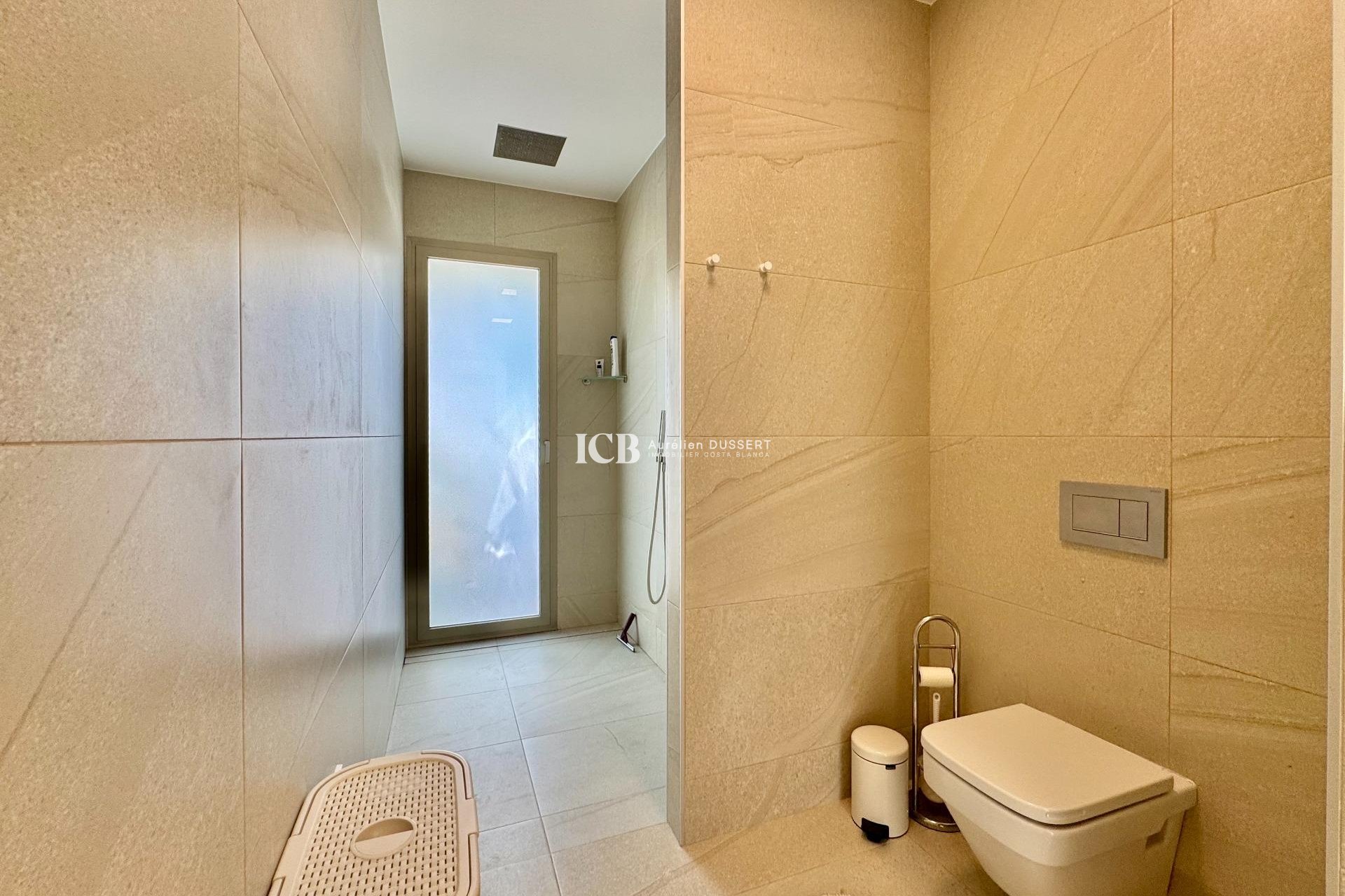 Revente - Villa -
Las Colinas Golf