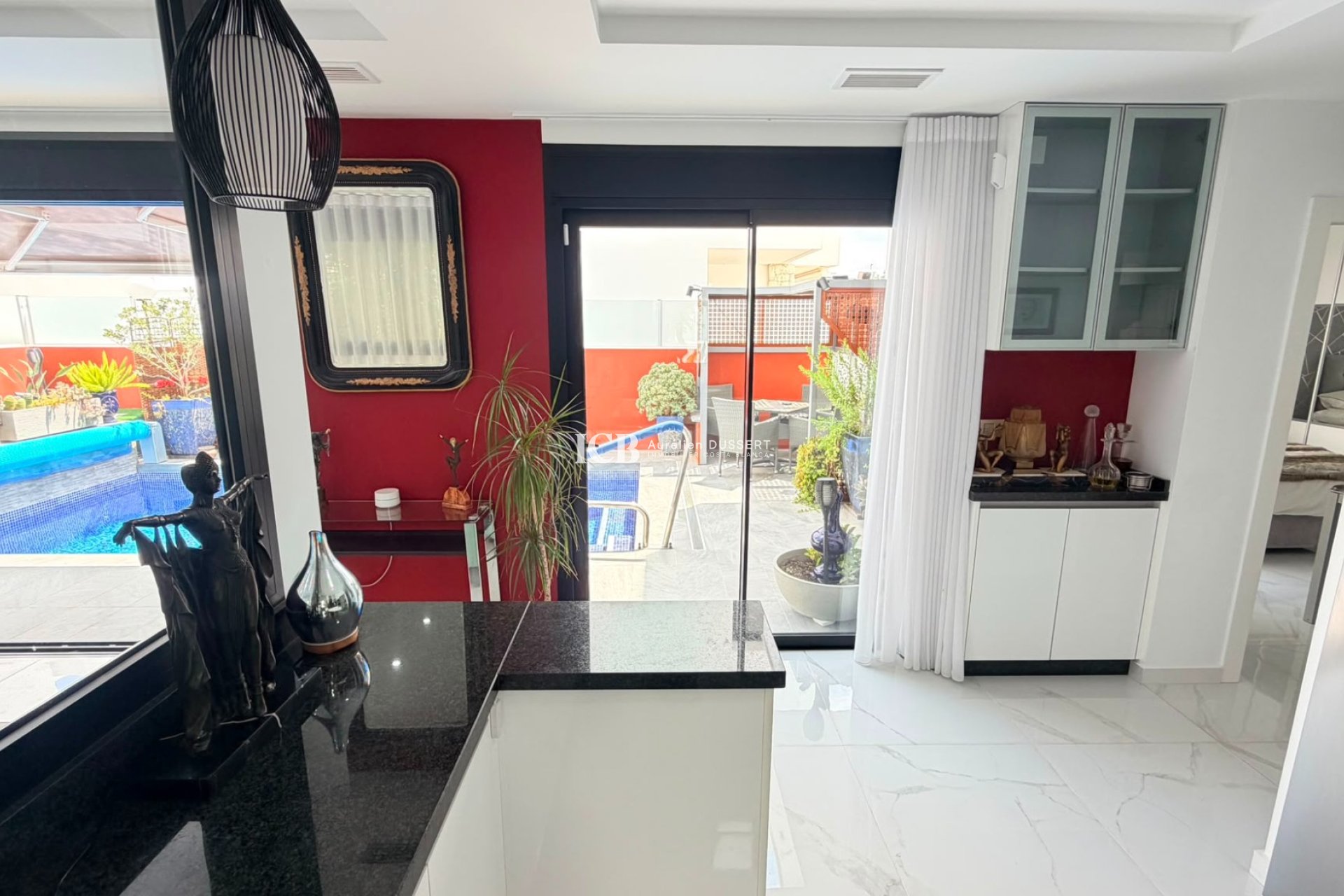 Revente - Villa -
Los Montesinos - La Herrada